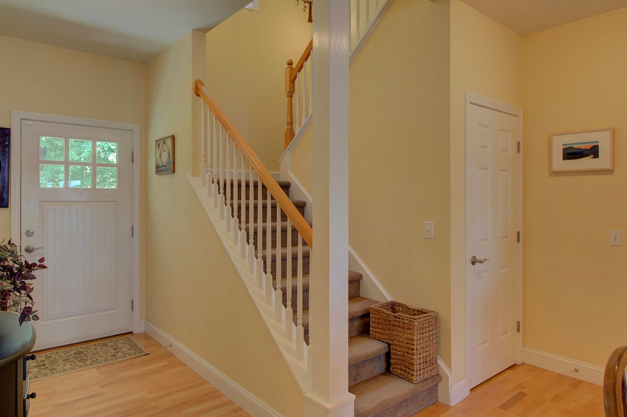 Alburgh, Vermont, 05440, United States, 5 Bedrooms Bedrooms, ,1 BathroomBathrooms,Residential,For Sale,1885348