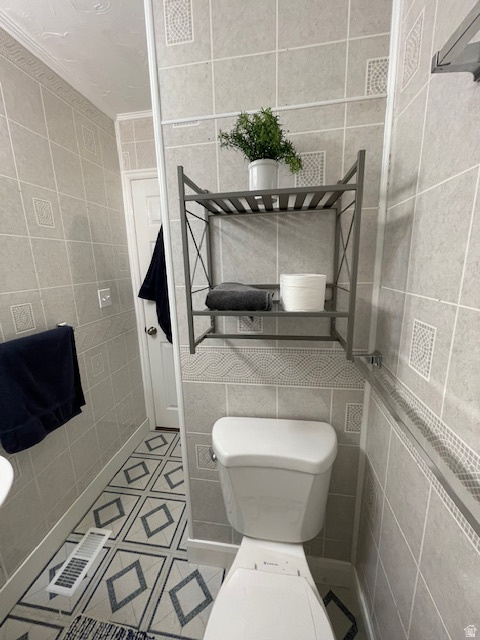 South Jordan, Utah, 84095, United States, 5 Bedrooms Bedrooms, ,3 BathroomsBathrooms,Residential,For Sale,1988282