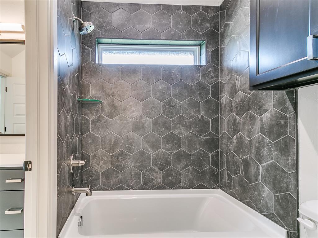 Blanchard, Oklahoma, 73010, United States, 4 Bedrooms Bedrooms, ,4 BathroomsBathrooms,Residential,For Sale,1982275