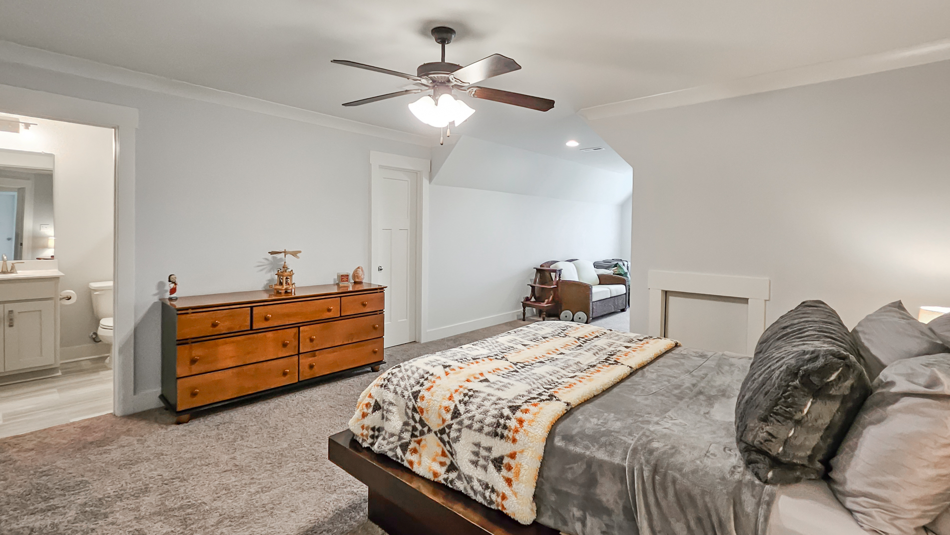 Athens, Alabama, 35613, United States, 4 Bedrooms Bedrooms, ,4 BathroomsBathrooms,Residential,For Sale,1923221