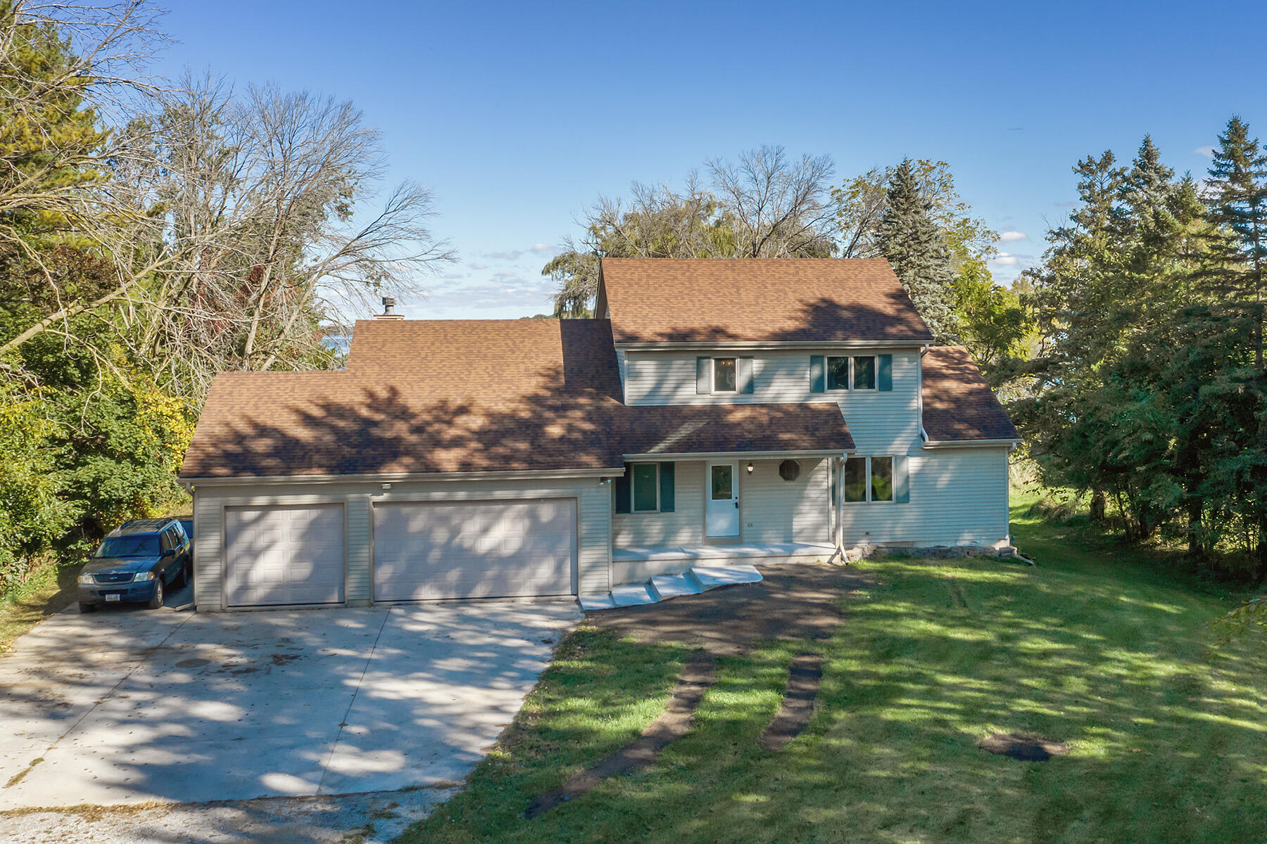 Hustisford, Wisconsin, 53034, United States, 3 Bedrooms Bedrooms, ,3 BathroomsBathrooms,Residential,For Sale,1962581