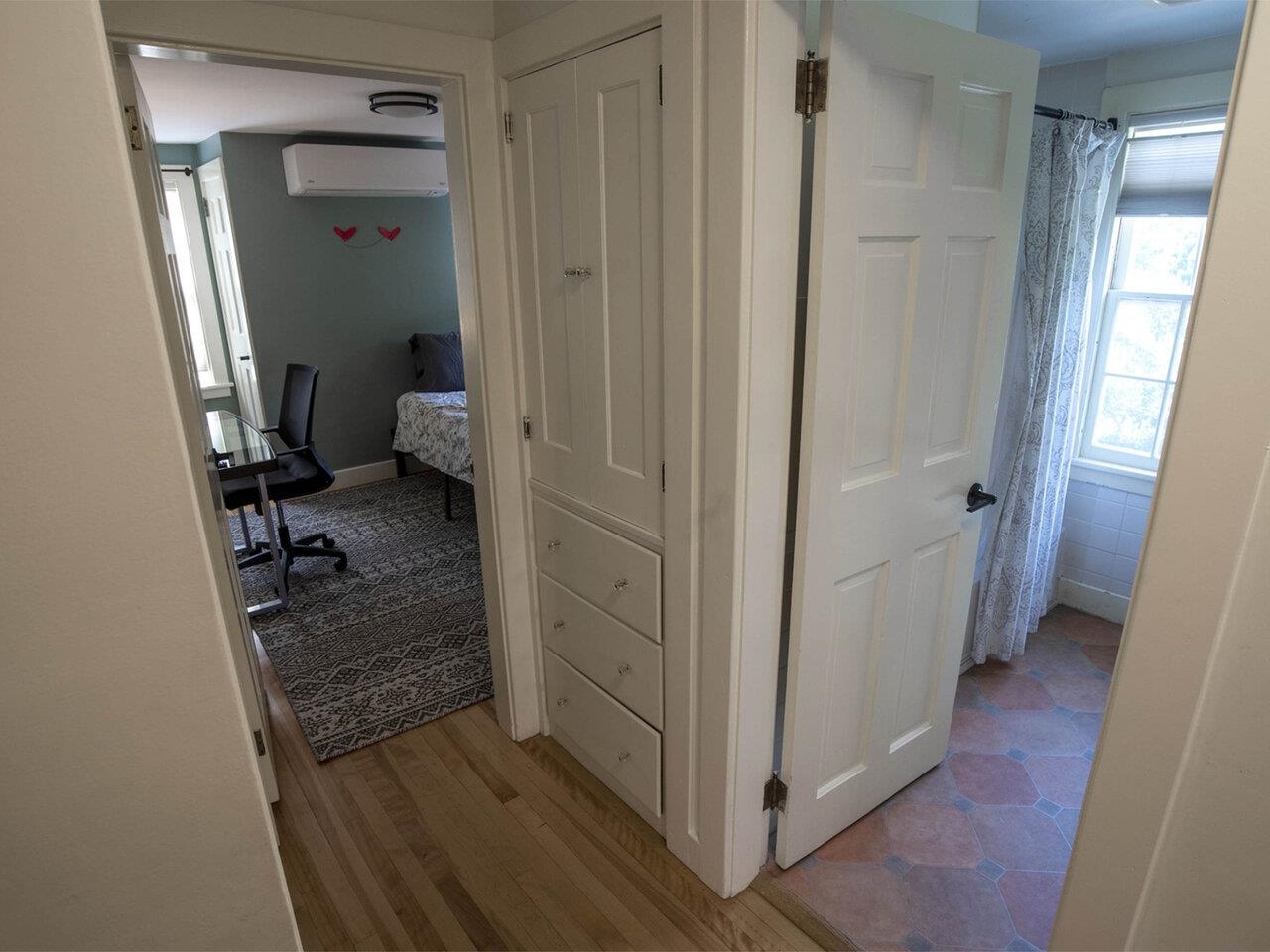 Montpelier, Vermont, 05602, United States, 4 Bedrooms Bedrooms, ,1 BathroomBathrooms,Residential,For Sale,1926539
