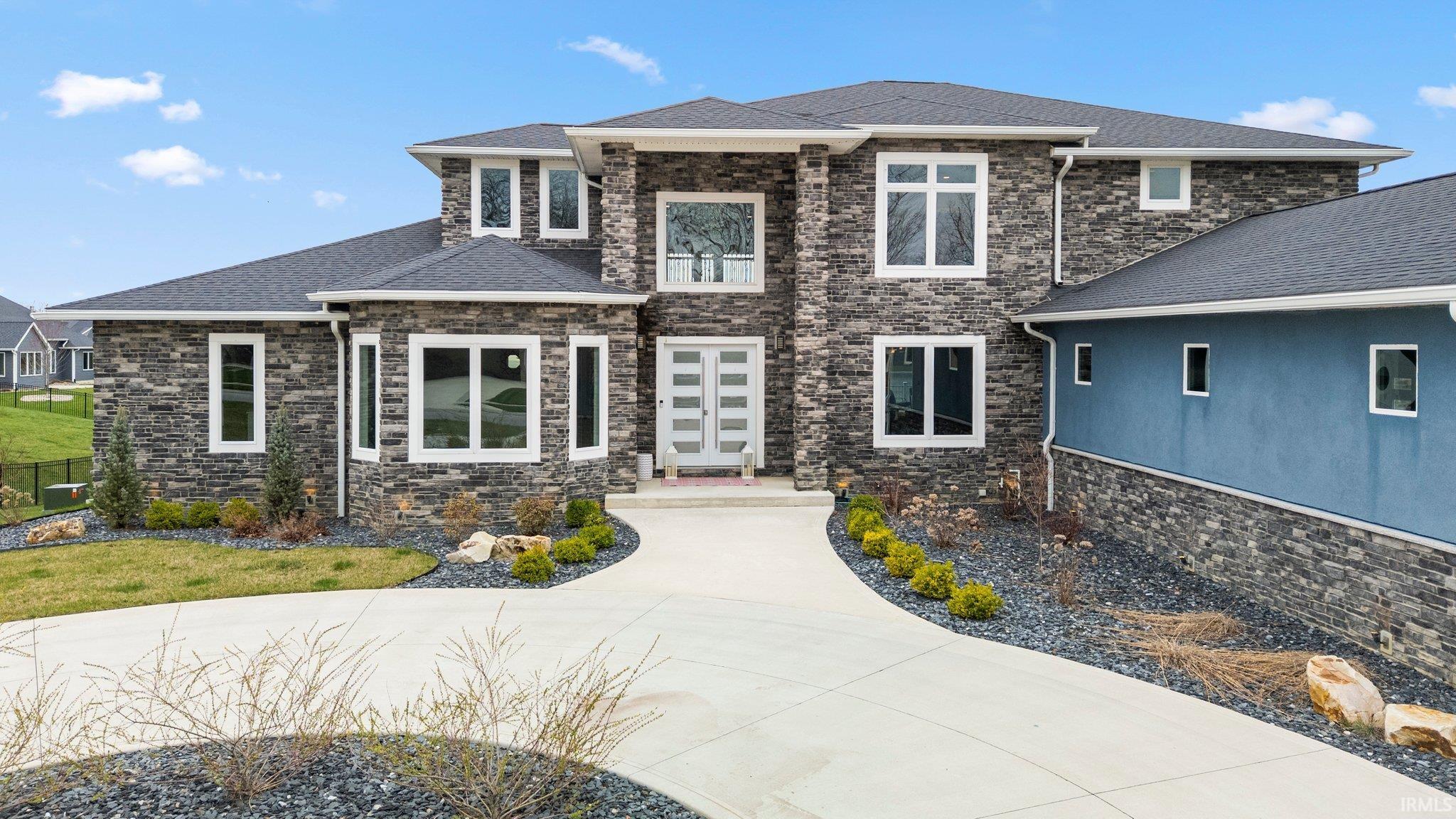 Fort Wayne, Indiana, 46845, United States, 5 Bedrooms Bedrooms, ,7 BathroomsBathrooms,Residential,For Sale,1975441