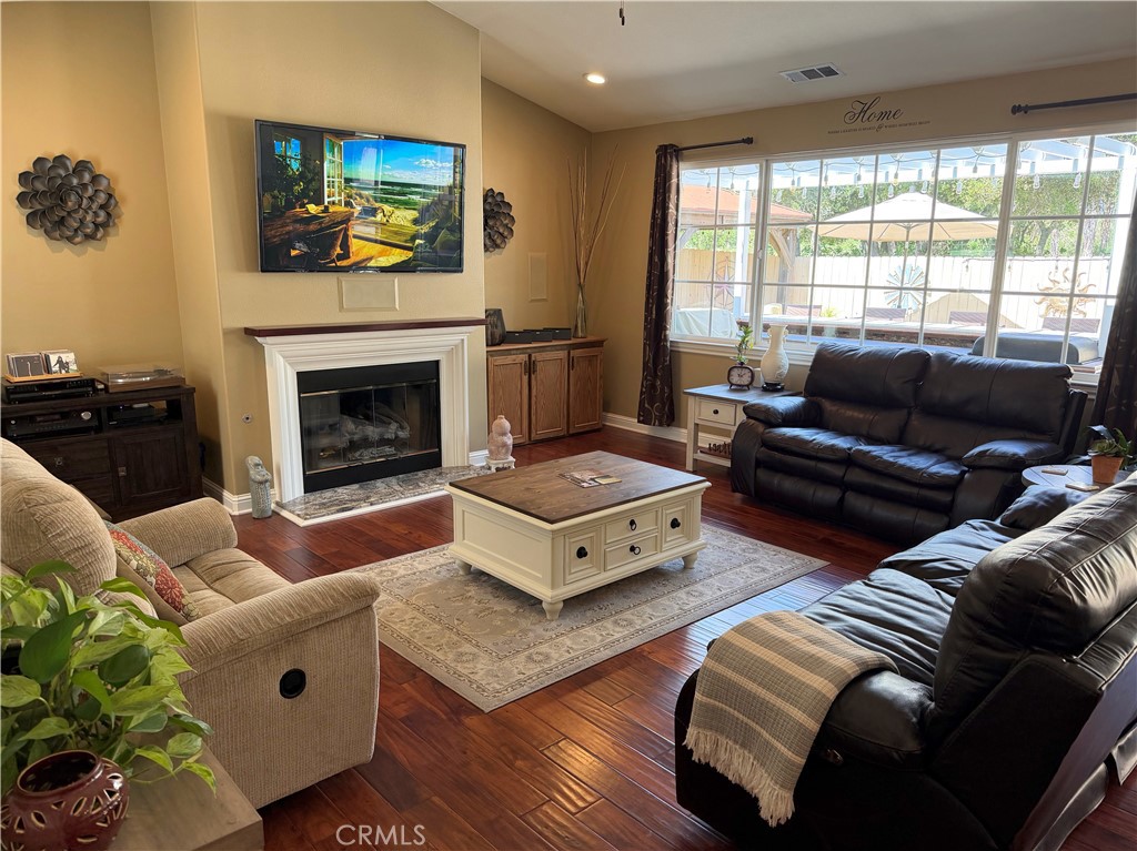 Lompoc, California, 93436, United States, 4 Bedrooms Bedrooms, ,3 BathroomsBathrooms,Residential,For Sale,2030840