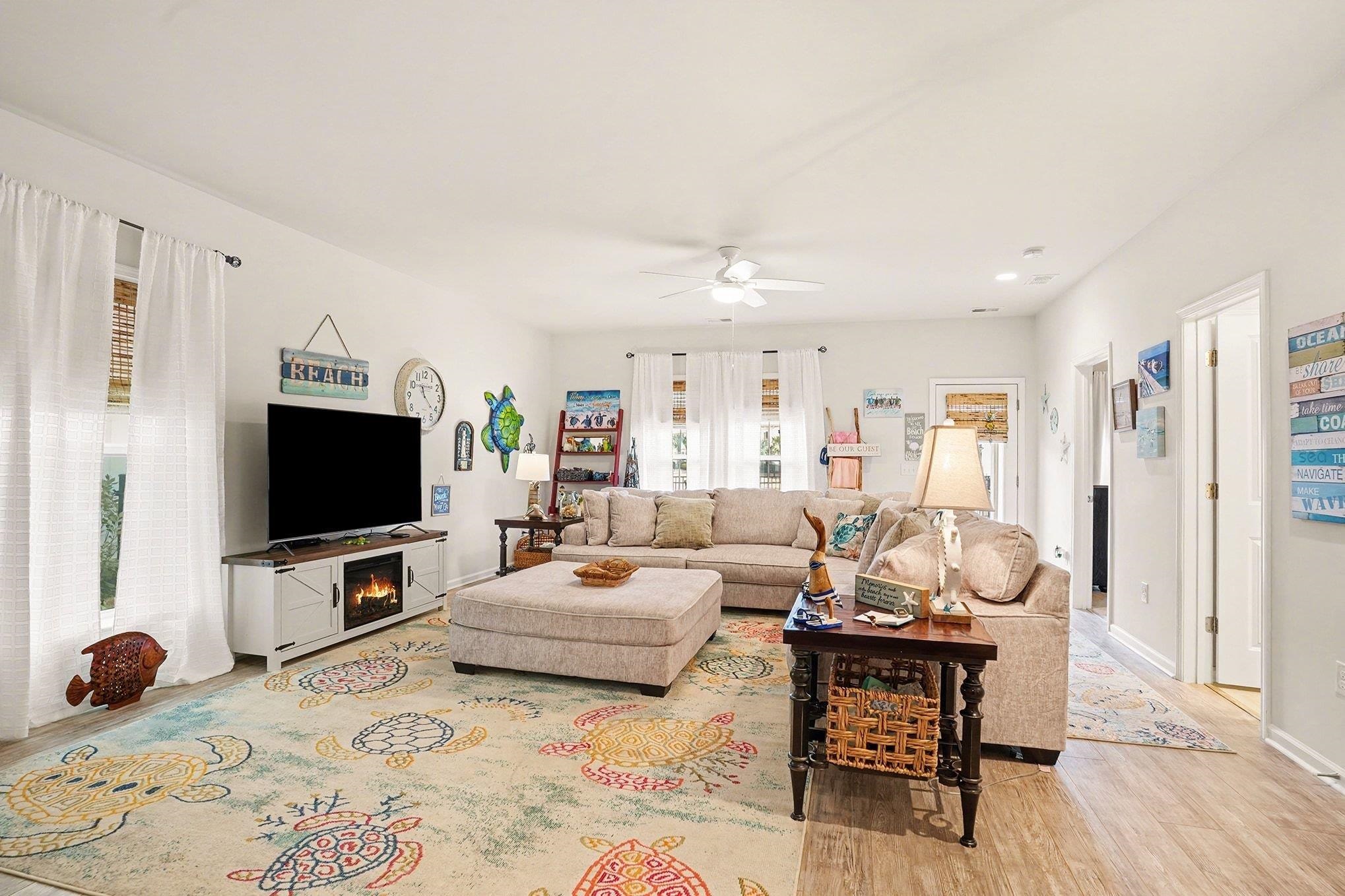 Murrells Inlet, South Carolina, 29576, United States, 3 Bedrooms Bedrooms, ,3 BathroomsBathrooms,Residential,For Sale,2013274