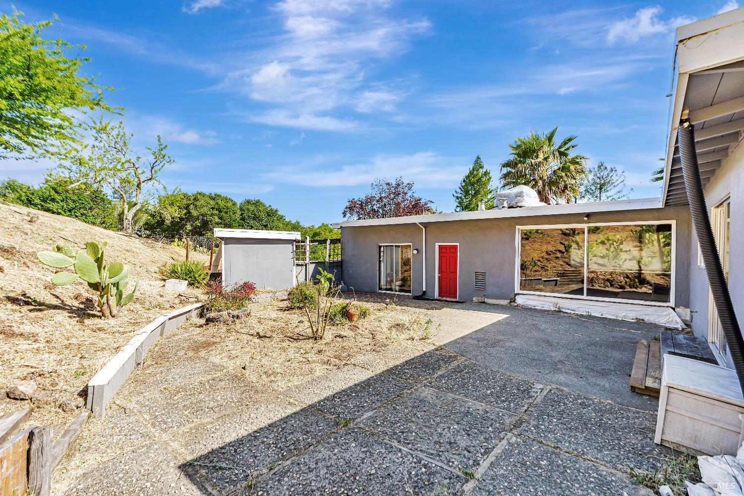 San Rafael, California, 94903, United States, 4 Bedrooms Bedrooms, ,3 BathroomsBathrooms,Residential,For Sale,2002170