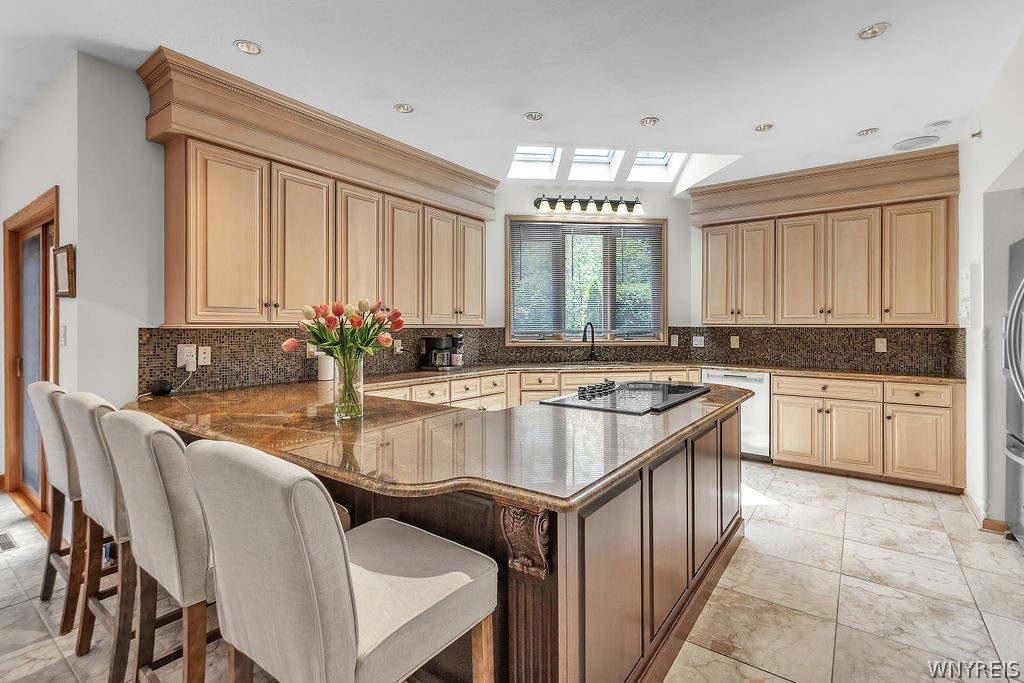 Grand Island, New York, 14072, United States, 4 Bedrooms Bedrooms, ,4 BathroomsBathrooms,Residential,For Sale,2048068