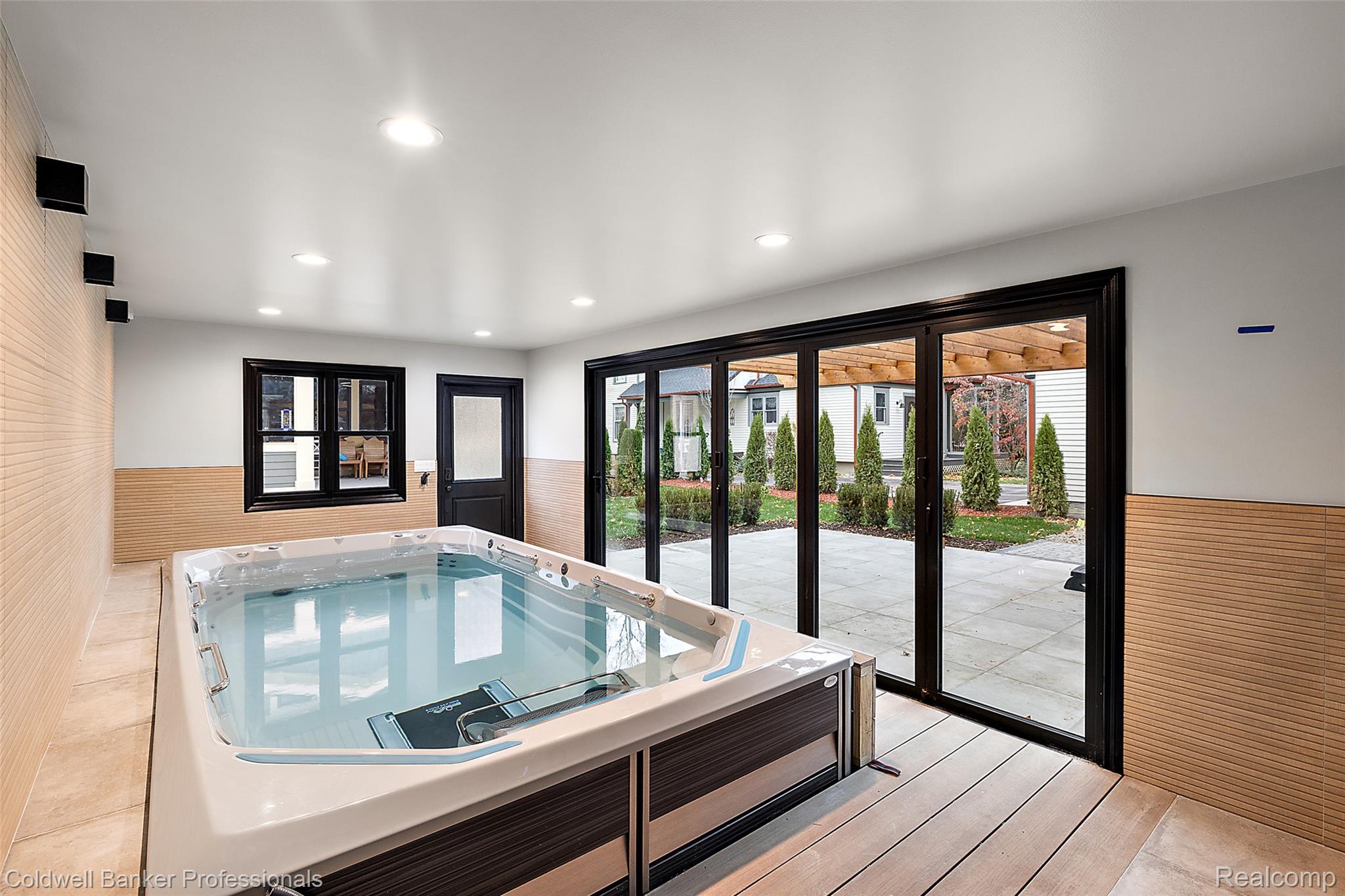 Plymouth, Michigan, 48170, United States, 4 Bedrooms Bedrooms, ,4 BathroomsBathrooms,Residential,For Sale,1986255