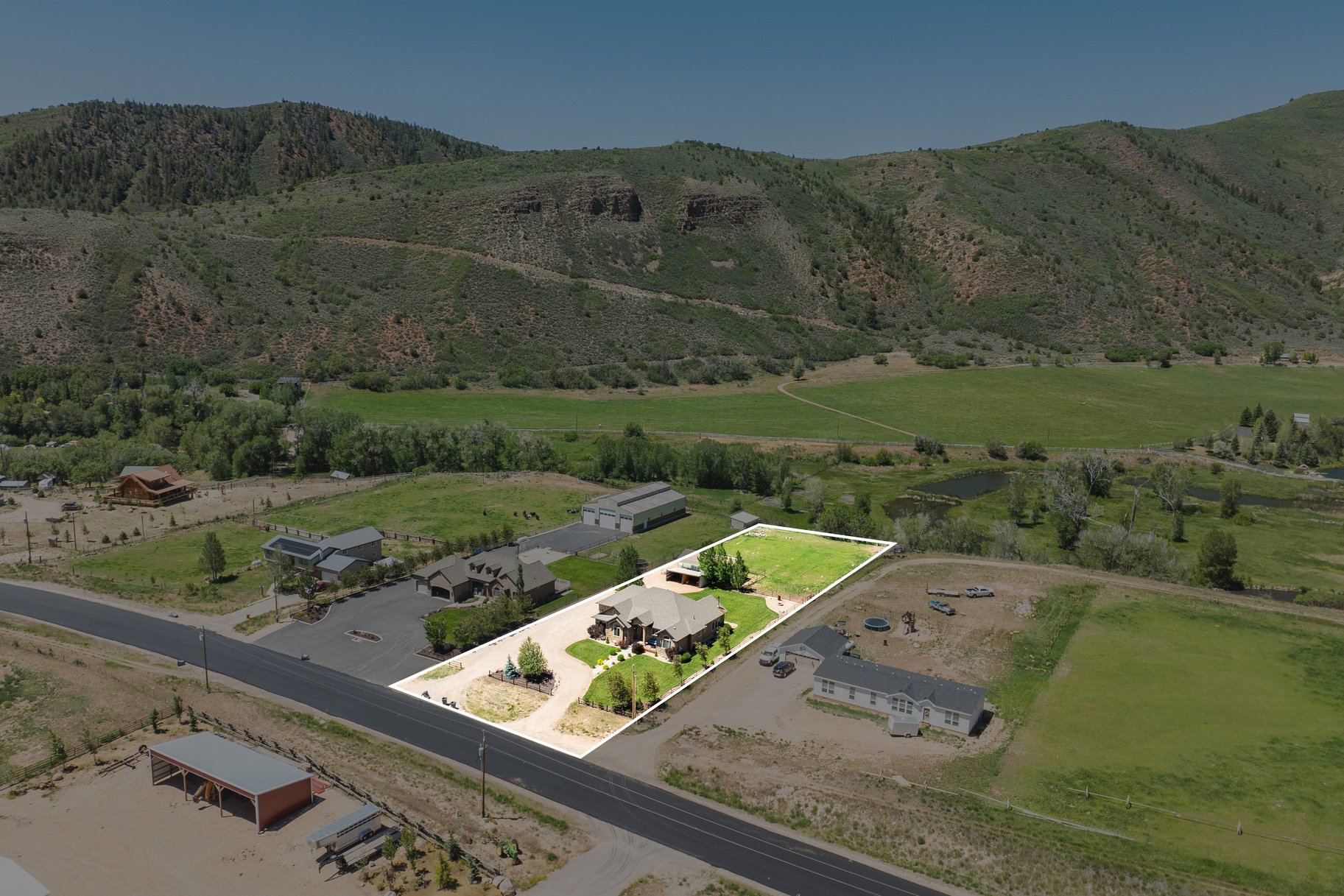  4,000+ SF Home, 1 Acre, Duchesne River Fly Fishing Easement - 物件實景