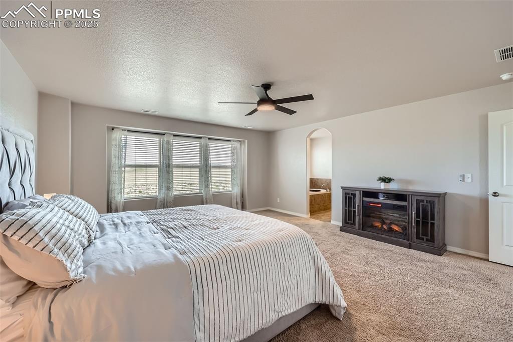 Colorado Springs, Colorado, 80908, United States, 3 Bedrooms Bedrooms, ,3 BathroomsBathrooms,Residential,For Sale,1898644