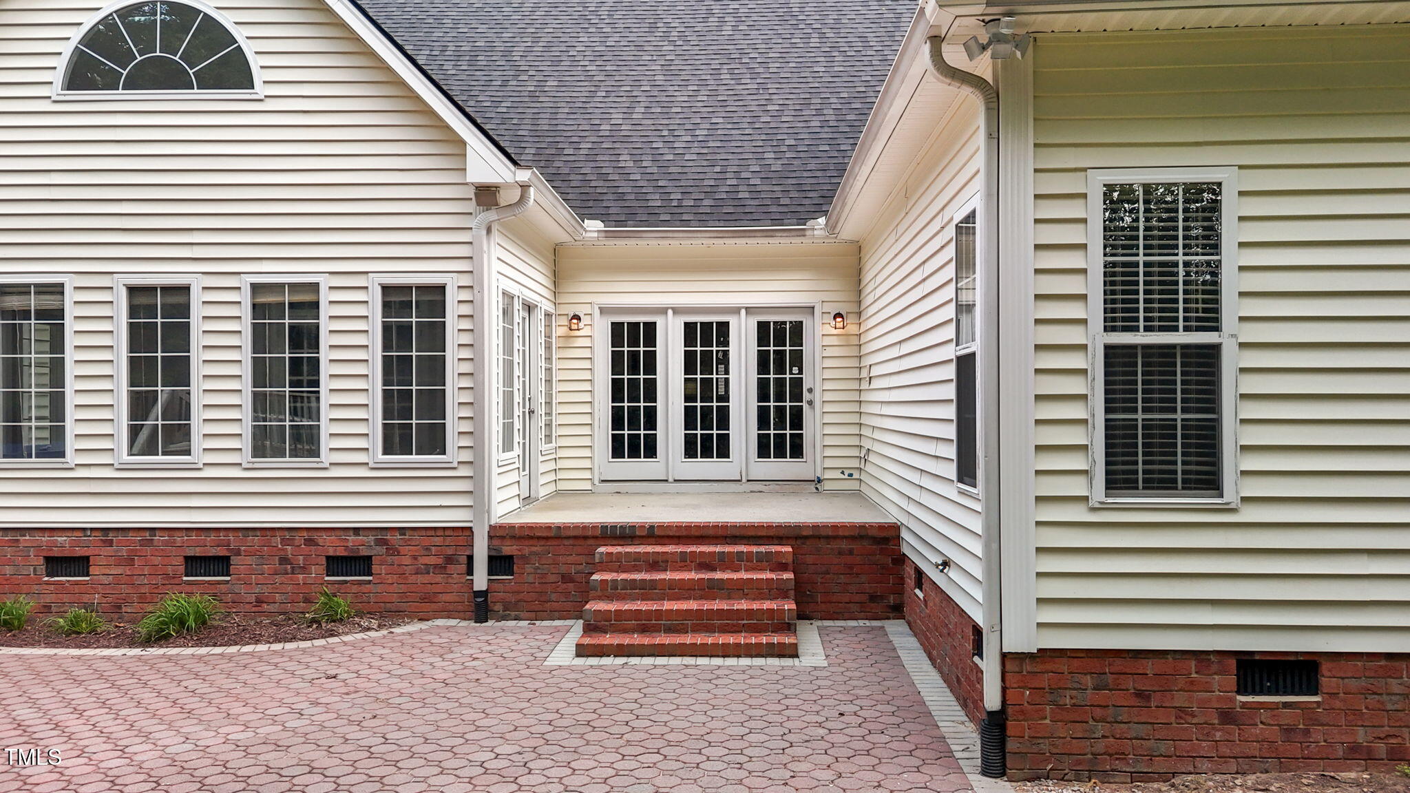 Smithfield, North Carolina, 27577, United States, 3 Bedrooms Bedrooms, ,4 BathroomsBathrooms,Residential,For Sale,1933670