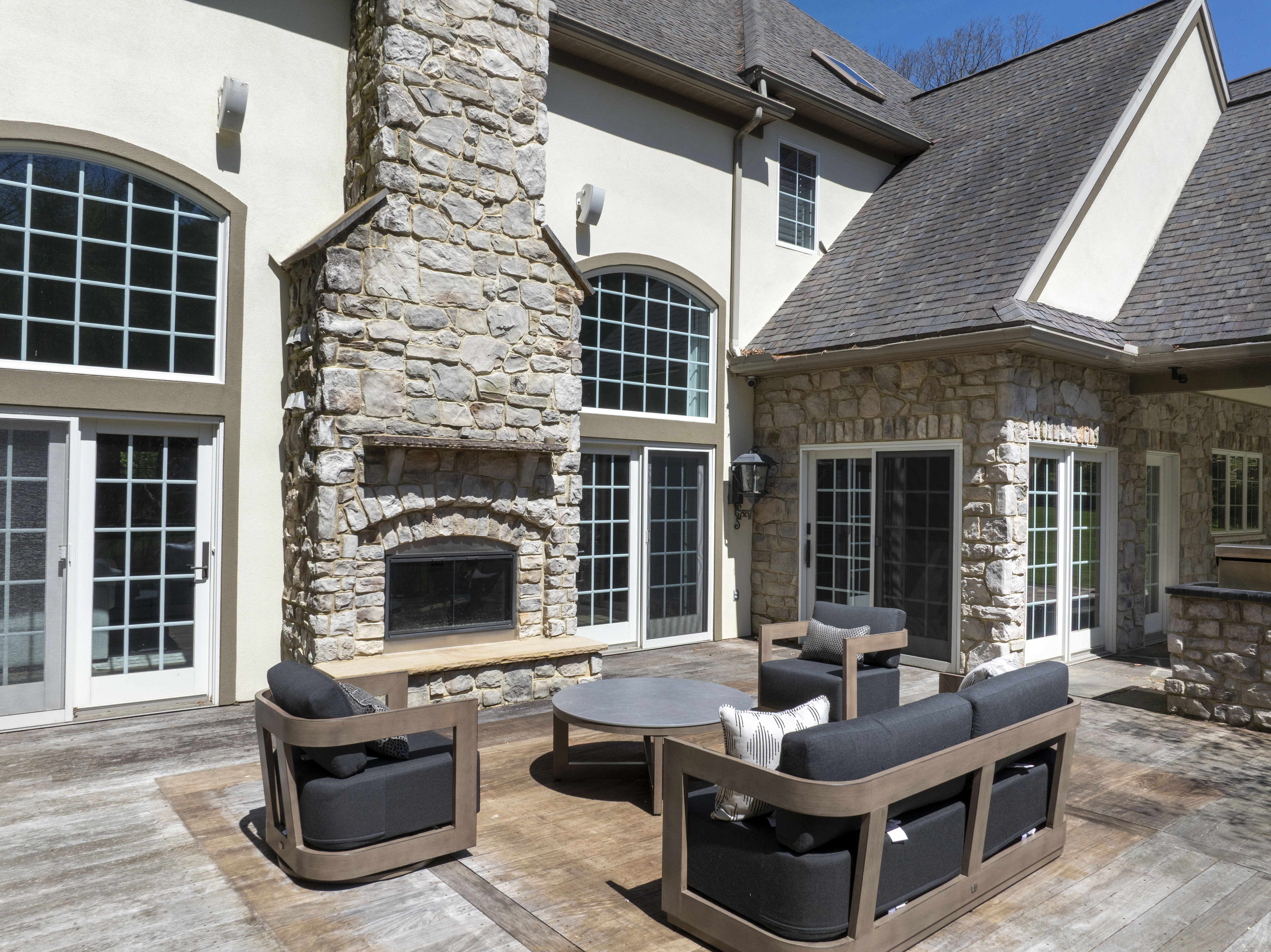  157 Manhasset Ct, Port Matilda, PA 16870 - 物件實景