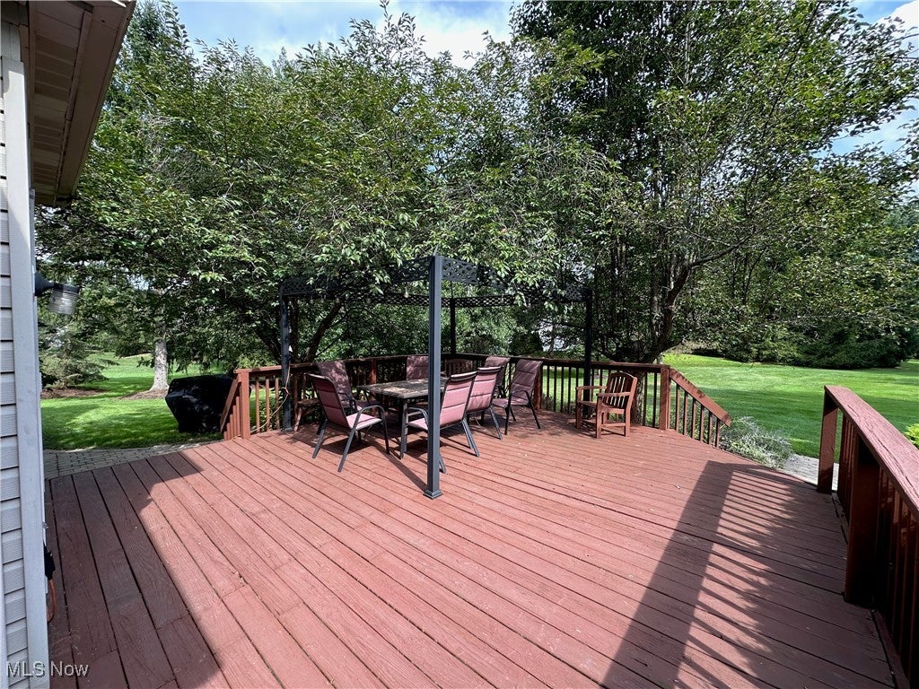 Twinsburg, Ohio, 44087, United States, 4 Bedrooms Bedrooms, ,4 BathroomsBathrooms,Residential,For Sale,1927884