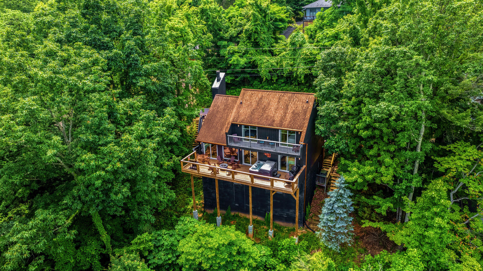 Gatlinburg, Tennessee, 37738, United States, 3 Bedrooms Bedrooms, ,5 BathroomsBathrooms,Residential,For Sale,1978798