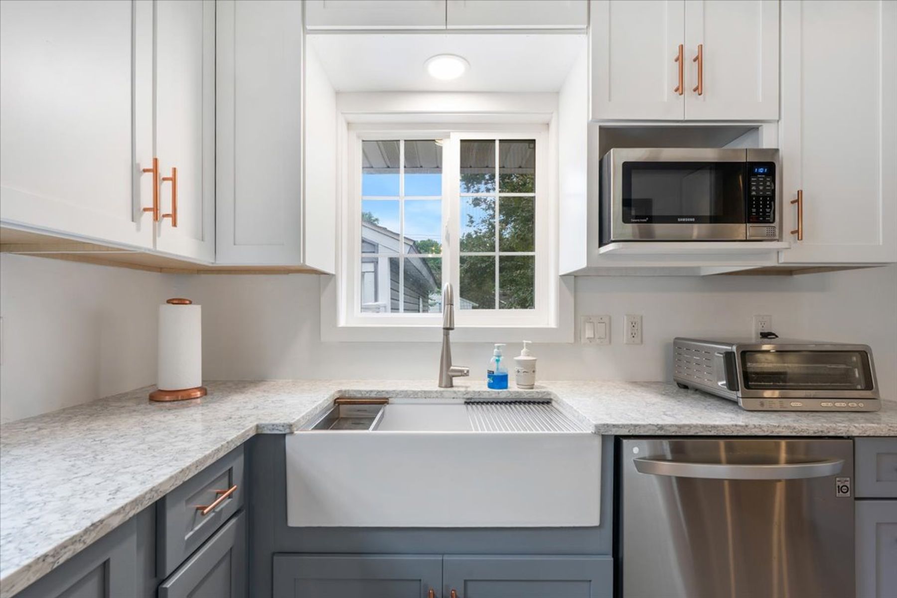  Beautifully Remodeled Rambler Near Downtown Rochester - 物件實景