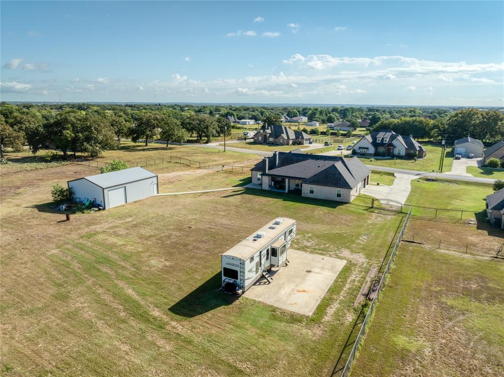 Springtown, Texas, 76082, United States, 4 Bedrooms Bedrooms, ,2 BathroomsBathrooms,Residential,For Sale,1980102