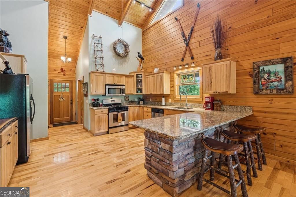 Morganton, Georgia, 30560, United States, 3 Bedrooms Bedrooms, ,3 BathroomsBathrooms,Residential,For Sale,1905376