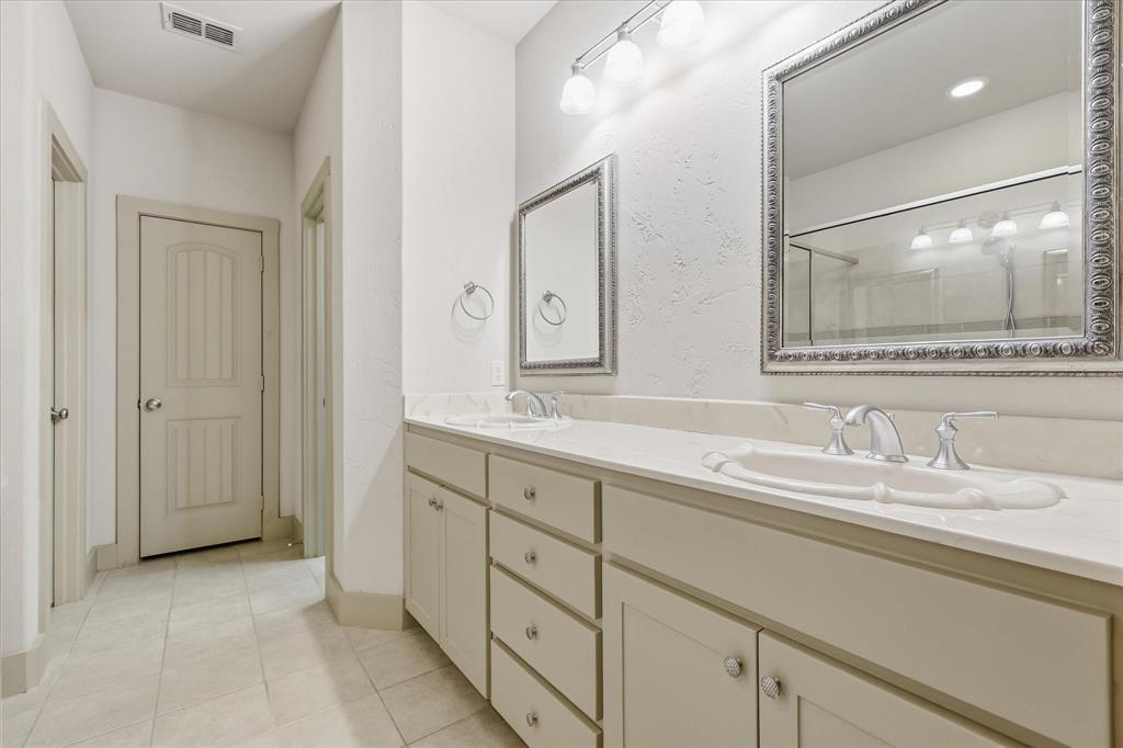 Argyle, Texas, 76226, United States, 4 Bedrooms Bedrooms, ,3 BathroomsBathrooms,Residential,For Sale,2048970