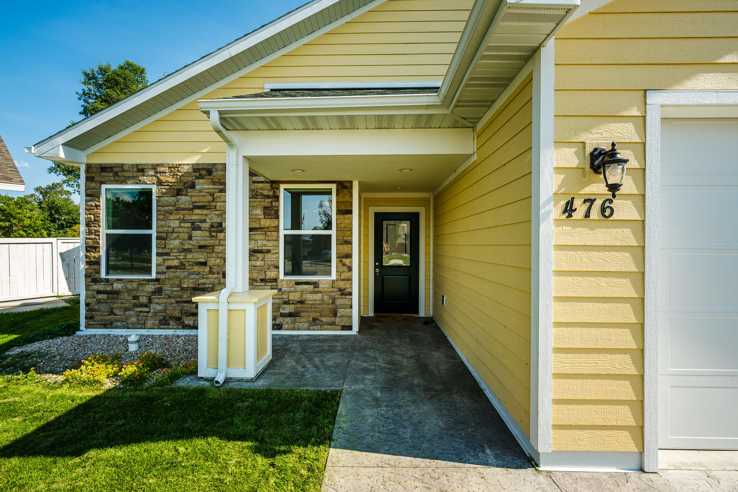 Sheridan, Wyoming, 82801, United States, 4 Bedrooms Bedrooms, ,3 BathroomsBathrooms,Residential,For Sale,1921954