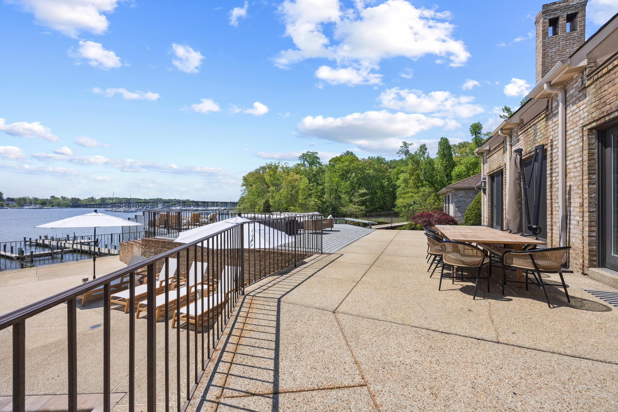  31 Shadow Point Court, Edgewater, MD, 21037 - 物件實景
