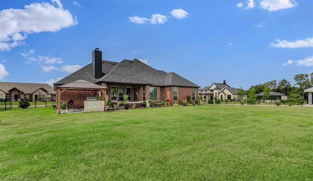 Caddo Mills, Texas, 75135, United States, 3 Bedrooms Bedrooms, ,3 BathroomsBathrooms,Residential,For Sale,1862306