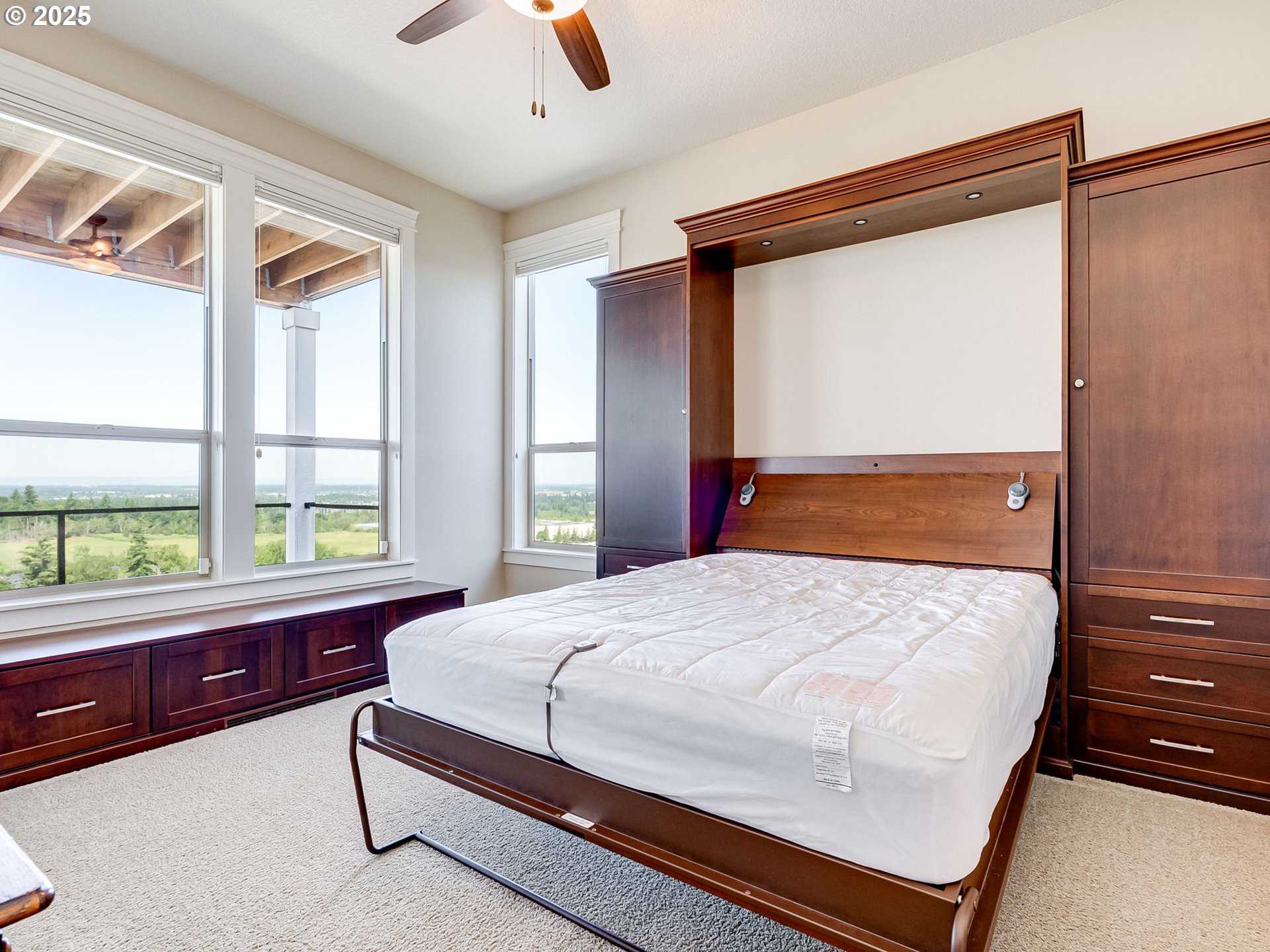 Camas, Washington, 98607, United States, 4 Bedrooms Bedrooms, ,4 BathroomsBathrooms,Residential,For Sale,1837828