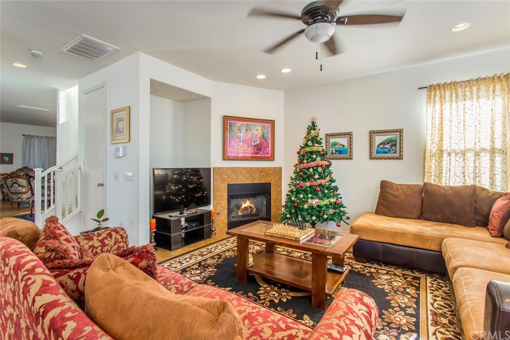 Mentone, California, 92359, United States, 3 Bedrooms Bedrooms, ,3 BathroomsBathrooms,Residential,For Sale,1927763