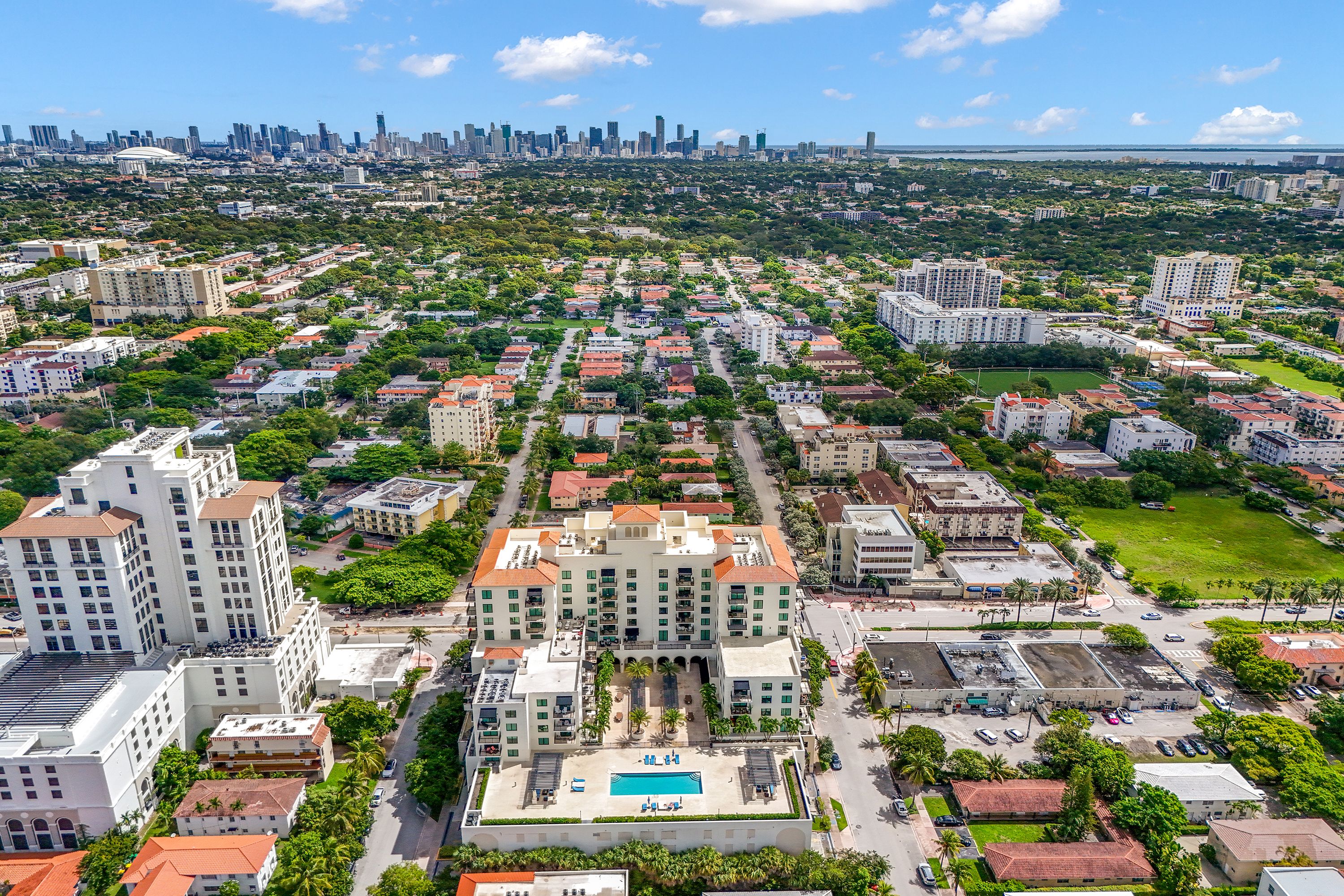  1300 Ponce De Leon Blvd, Coral Gables, FL, 33134 - 物件實景