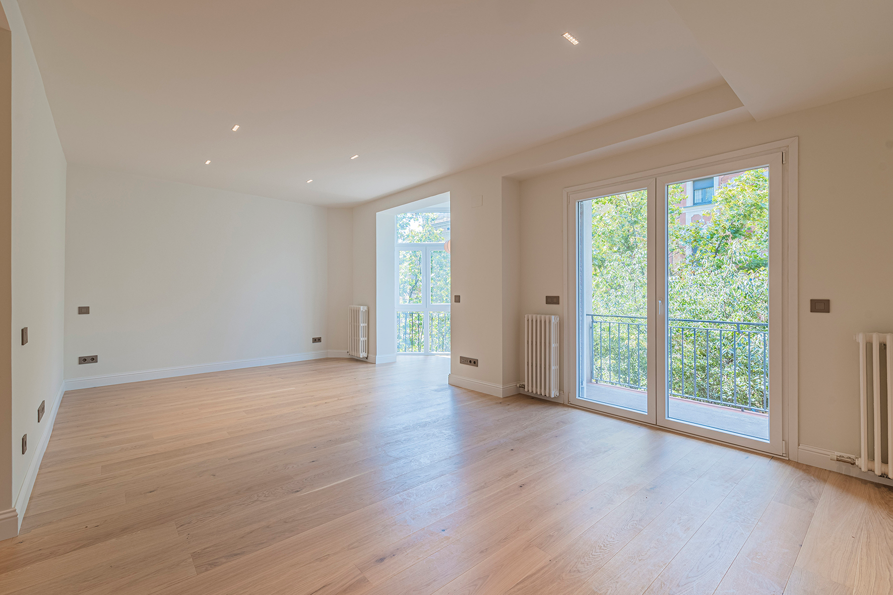  Beautiful brand-new flat next to Consell de Cent - 物件實景