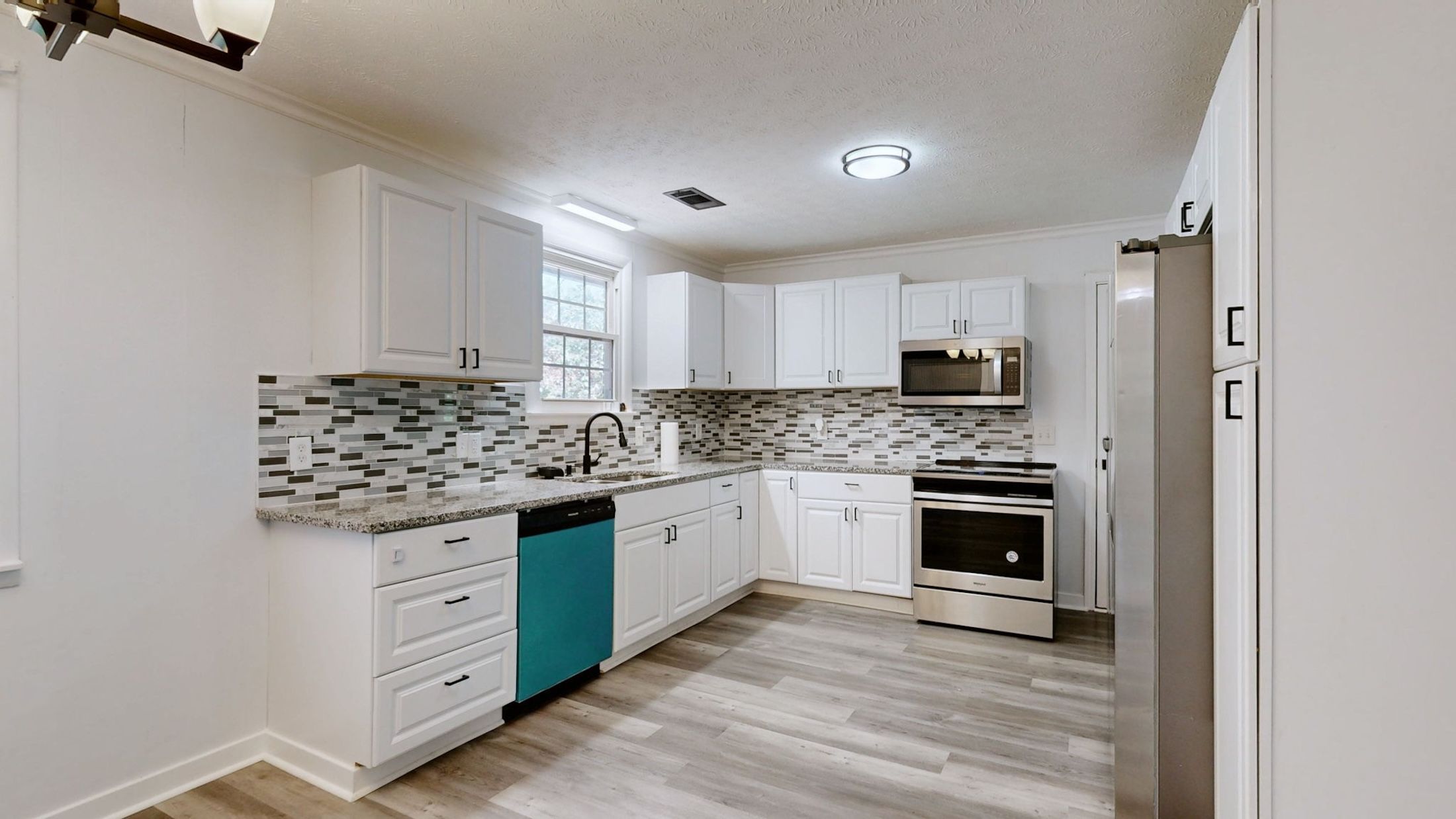  9092 E 40 Rd, Bon Aqua, TN, 37025 - 物件實景