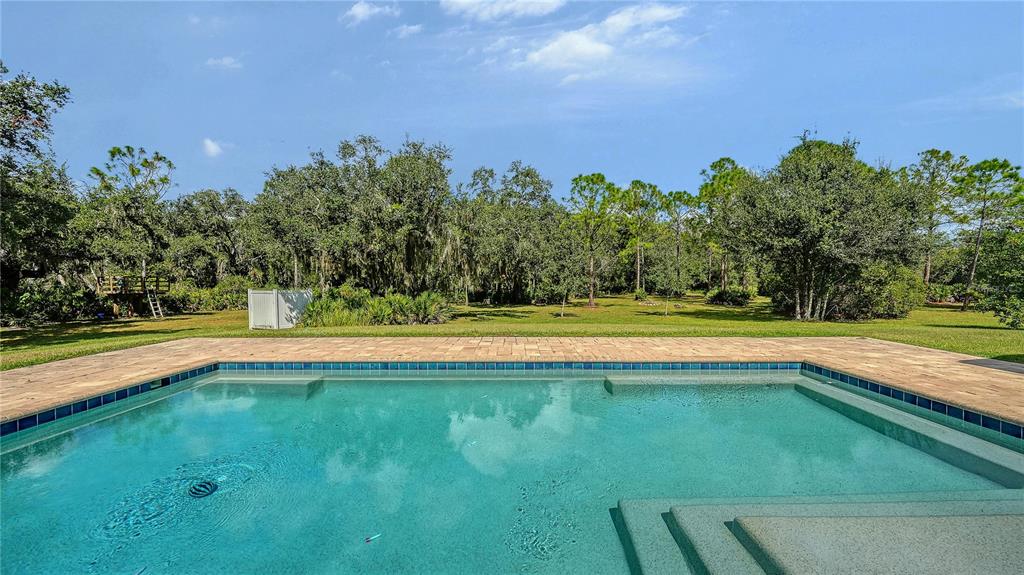 Sarasota, Florida, 34240, United States, 4 Bedrooms Bedrooms, ,4 BathroomsBathrooms,Residential,For Sale,1987822