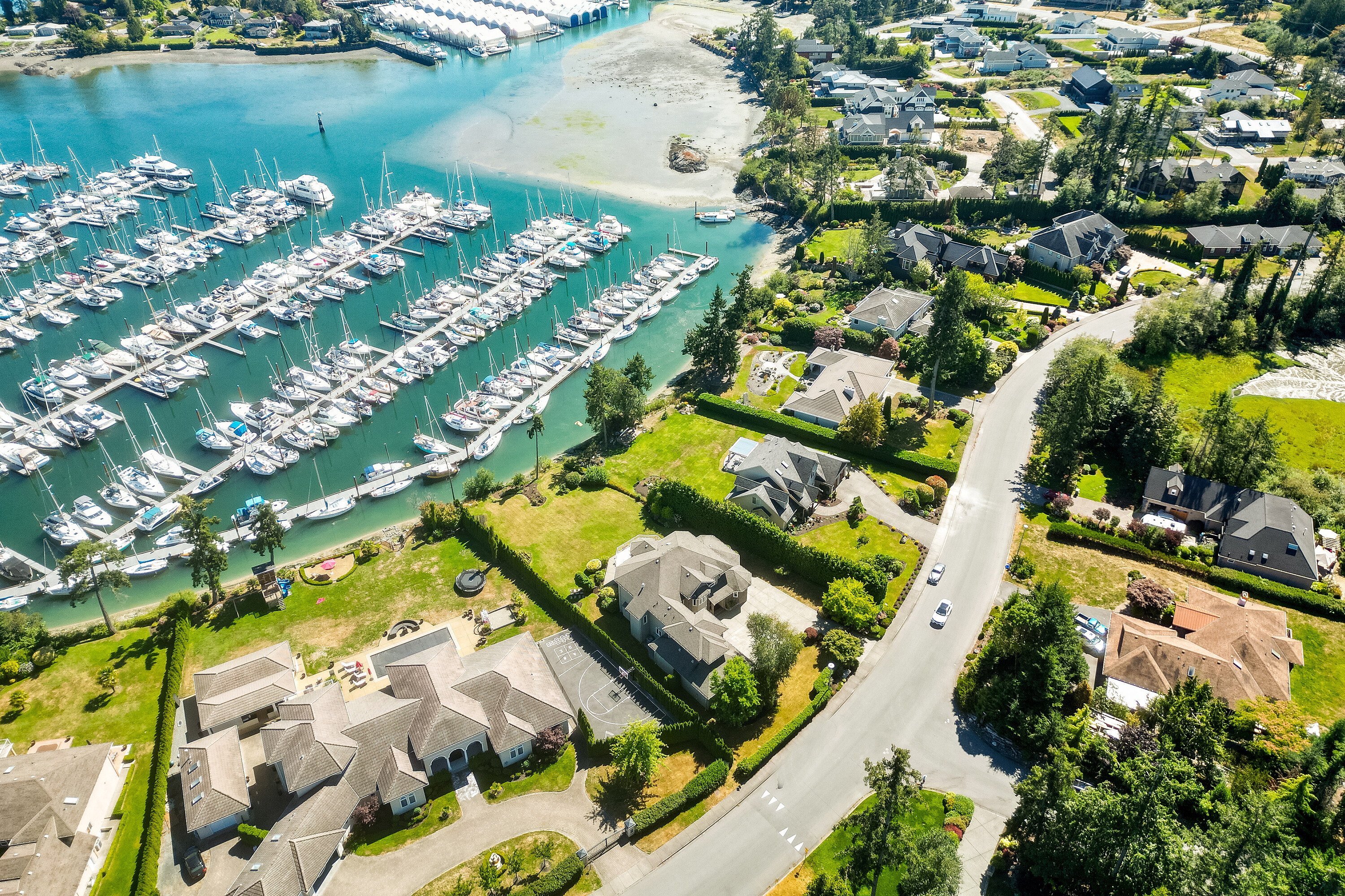  Beautiful Waterfront Home - 物件實景