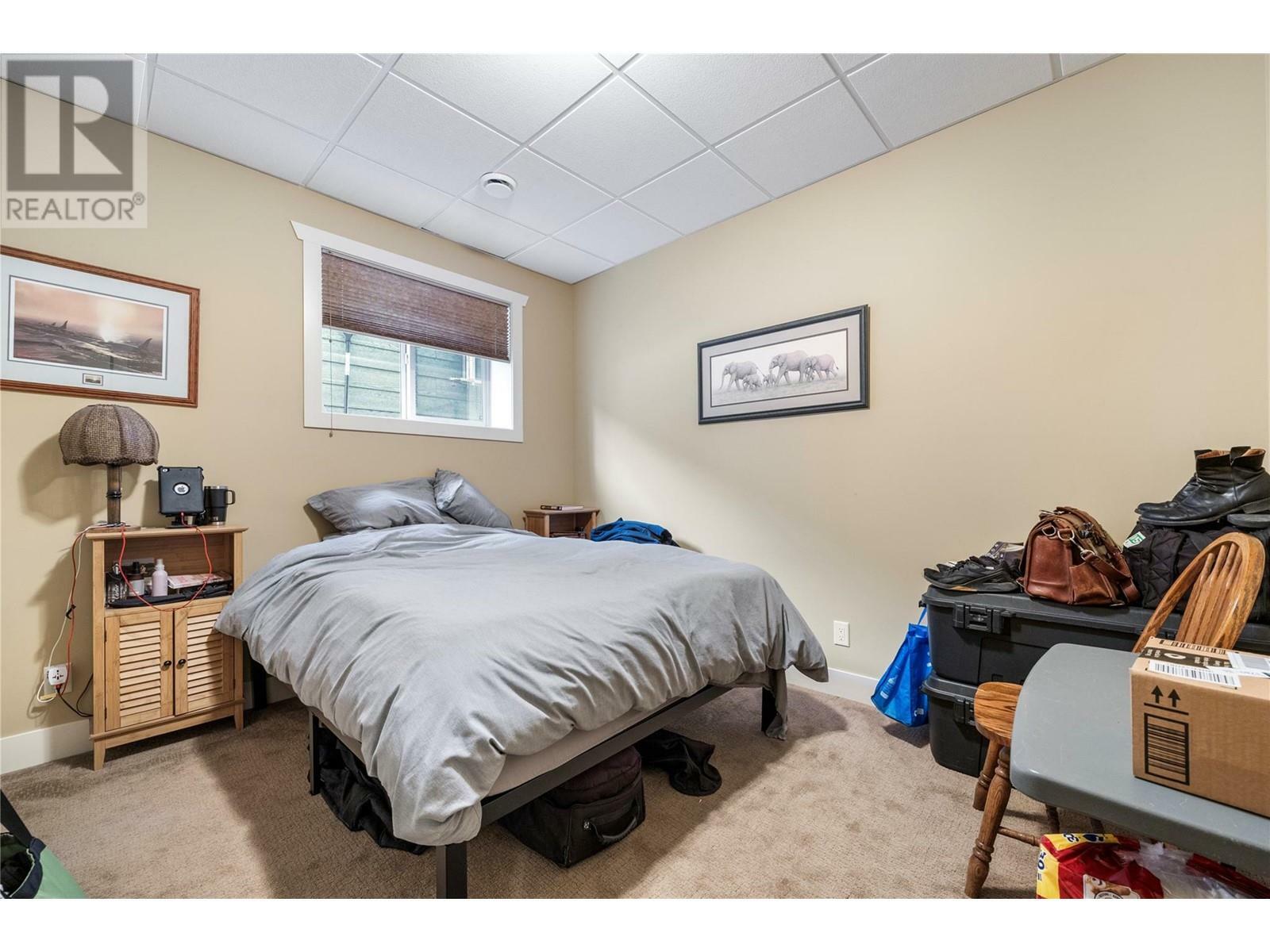 KELOWNA, British Columbia, V1P 1R7, CA, 5 Bedrooms Bedrooms, ,3 BathroomsBathrooms,Residential,For Sale,1837327