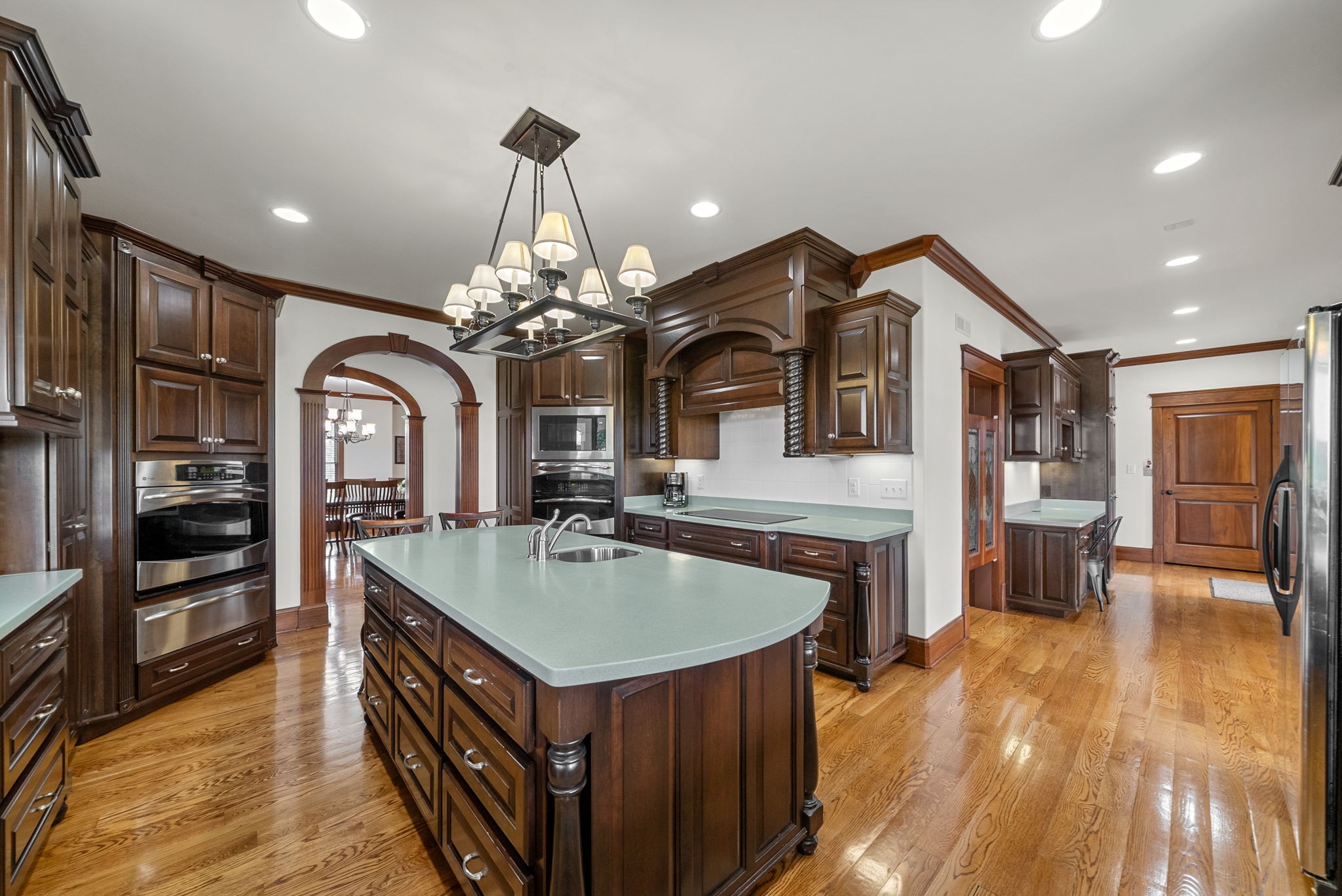 Clarksville, Tennessee, 37040, United States, 4 Bedrooms Bedrooms, ,4 BathroomsBathrooms,Residential,For Sale,1981354