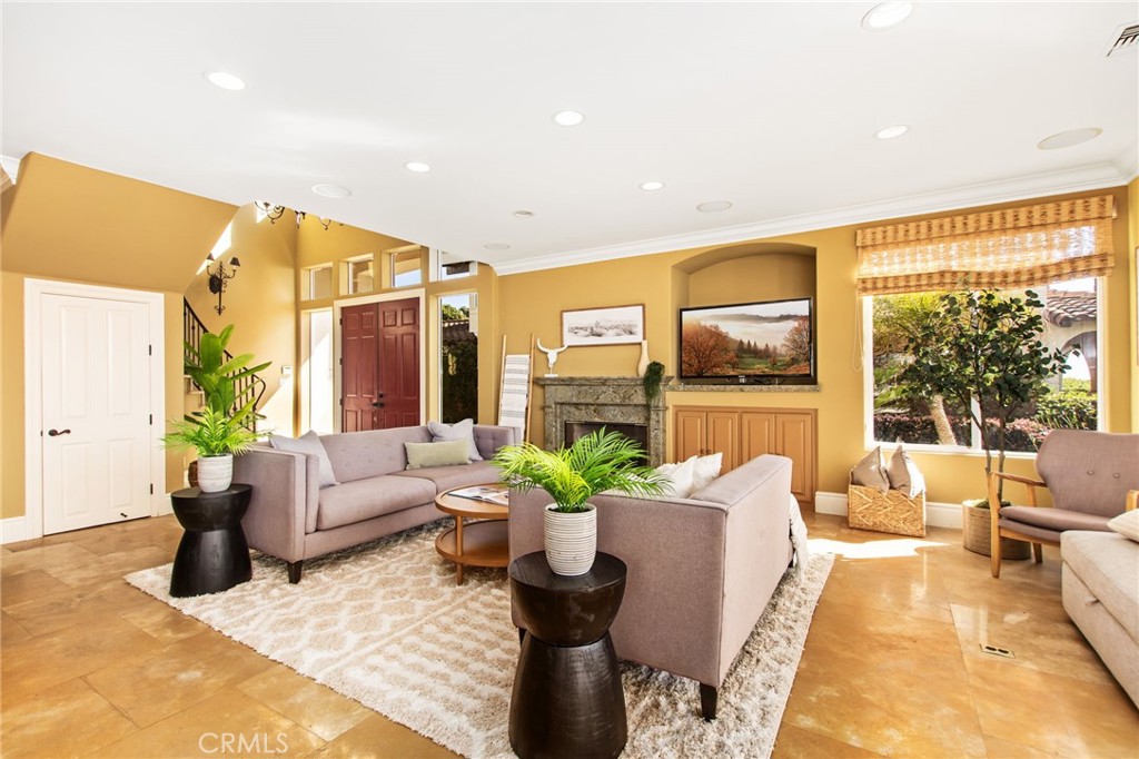 San Diego, California, 92107, United States, 6 Bedrooms Bedrooms, ,5 BathroomsBathrooms,Residential,For Sale,1843009