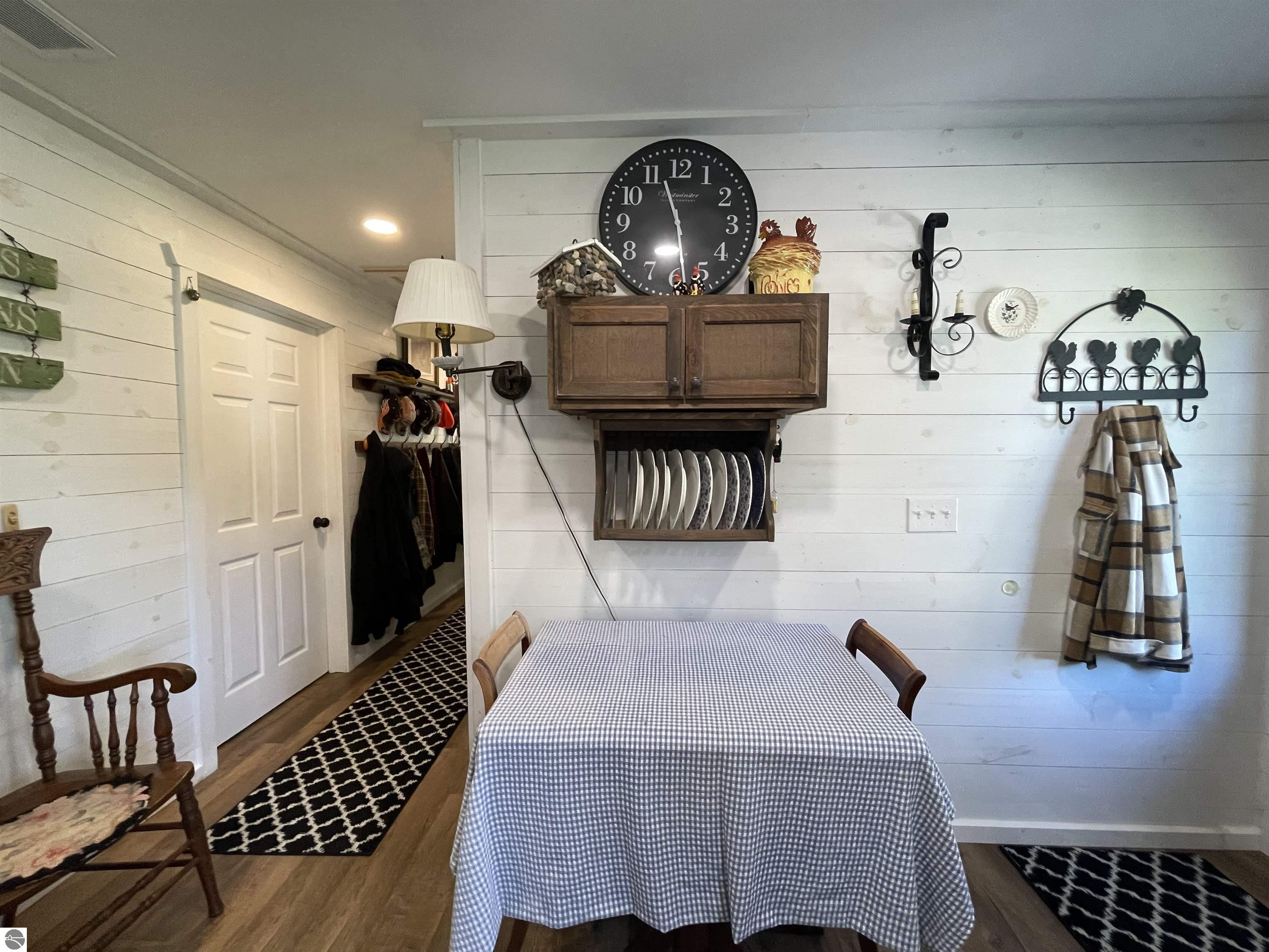 Harrison, Michigan, 48625, United States, 3 Bedrooms Bedrooms, ,3 BathroomsBathrooms,Residential,For Sale,2007546