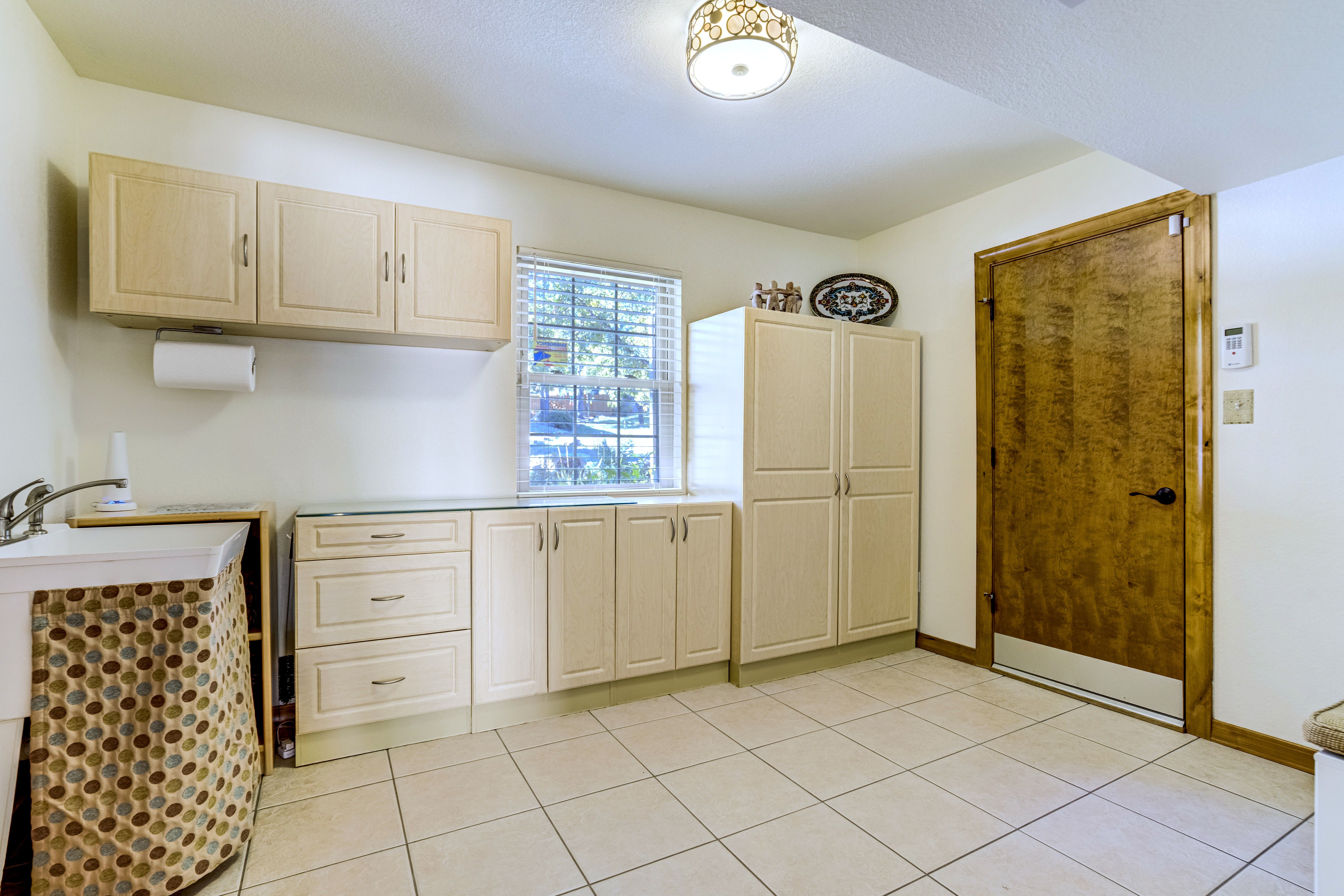  Impeccably Maintained Craftsman Retreat on a Quiet Cul-de-Sac - 物件實景