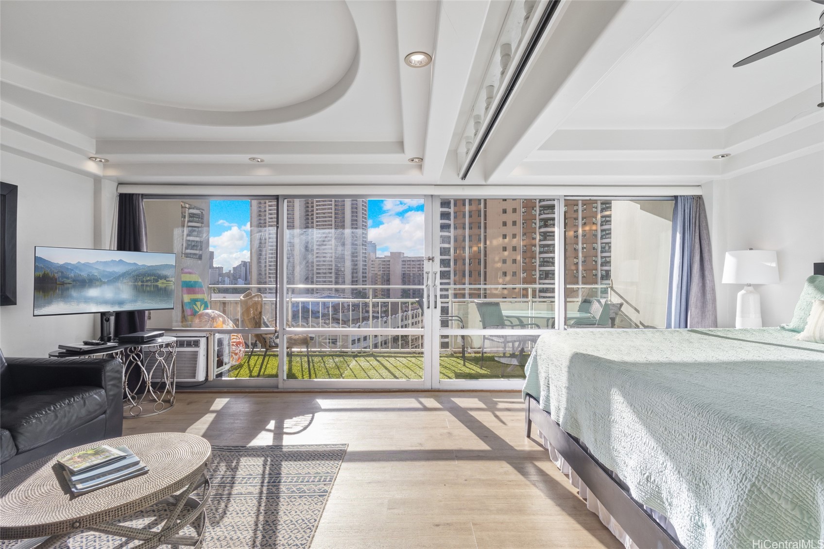 Honolulu, Hawaii, 96815, United States, 1 Bedroom Bedrooms, ,1 BathroomBathrooms,Residential,For Sale,1989617