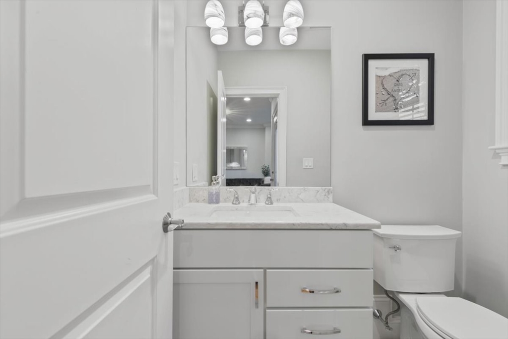 Danvers, Massachusetts, 01923, United States, 2 Bedrooms Bedrooms, ,3 BathroomsBathrooms,Residential,For Sale,1994668