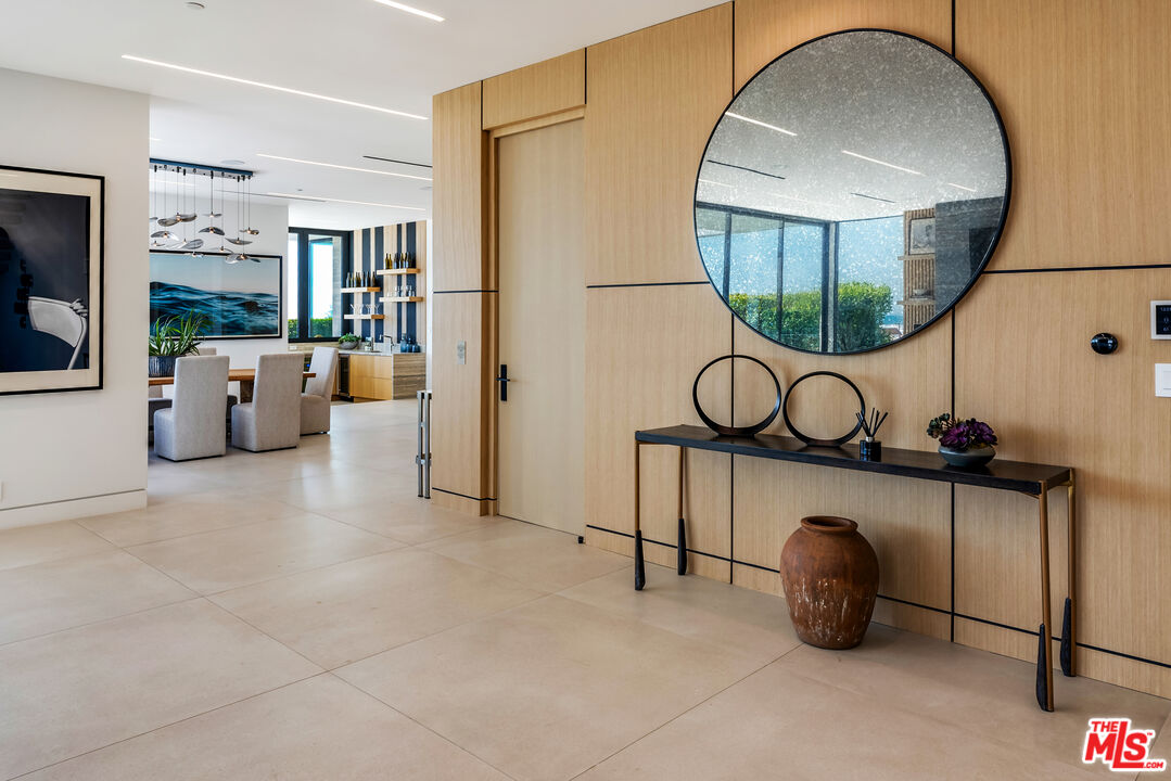 Malibu, California, 90265, United States, 5 Bedrooms Bedrooms, ,10 BathroomsBathrooms,Residential,For Sale,1707540