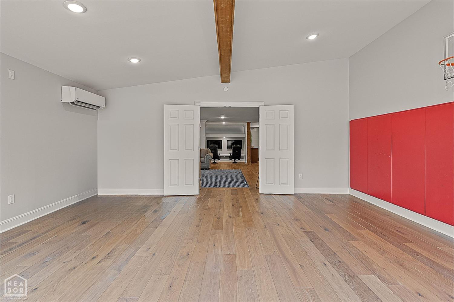 Jonesboro, Arkansas, 72401, United States, 4 Bedrooms Bedrooms, ,5 BathroomsBathrooms,Residential,For Sale,1765538