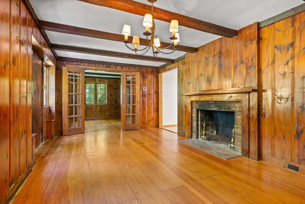 Sudbury, Massachusetts, 01776, United States, 4 Bedrooms Bedrooms, ,3 BathroomsBathrooms,Residential,For Sale,1940388