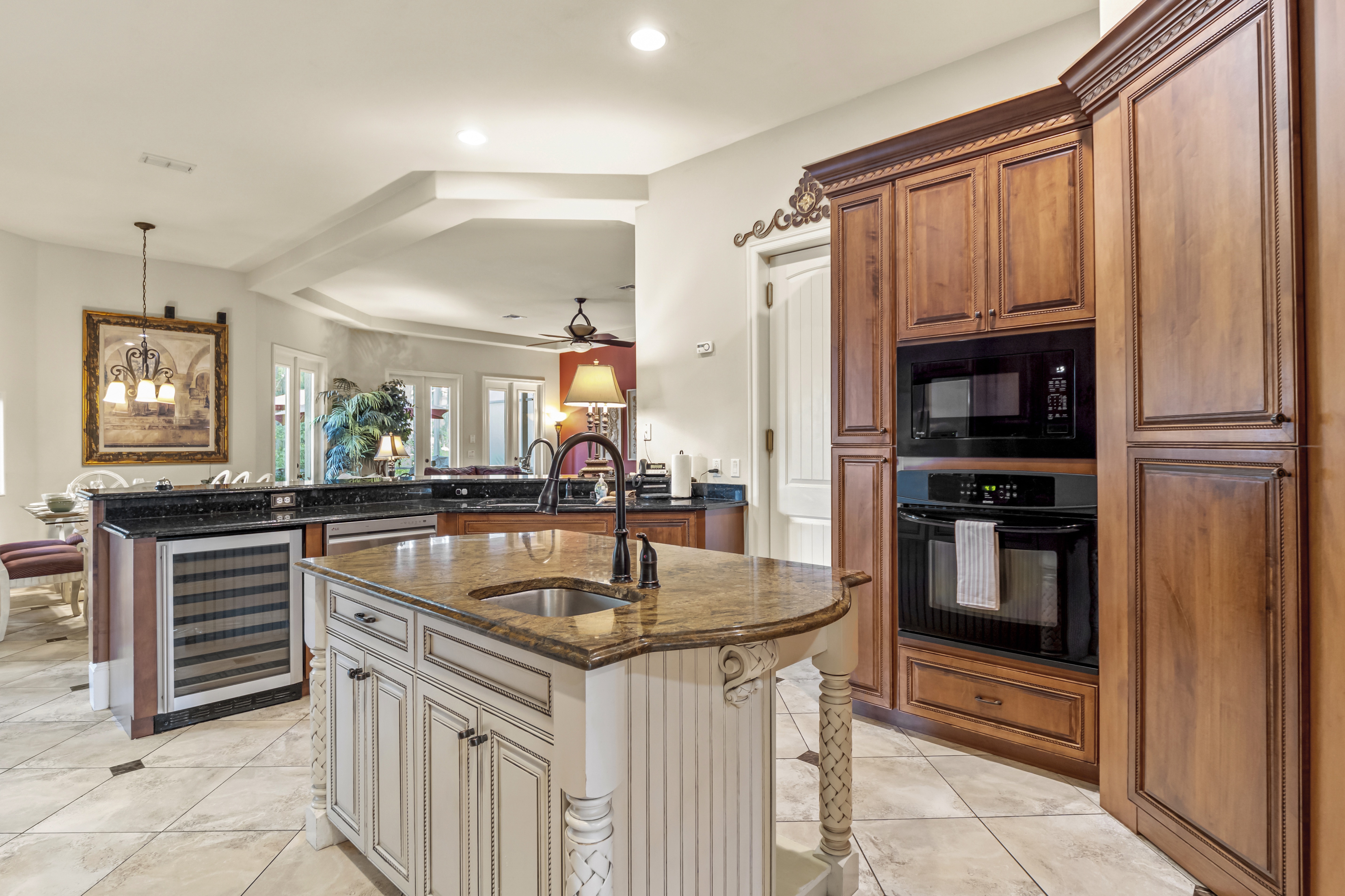 Kissimmee, Florida, 34747, United States, 8 Bedrooms Bedrooms, ,8 BathroomsBathrooms,Residential,For Sale,1994201