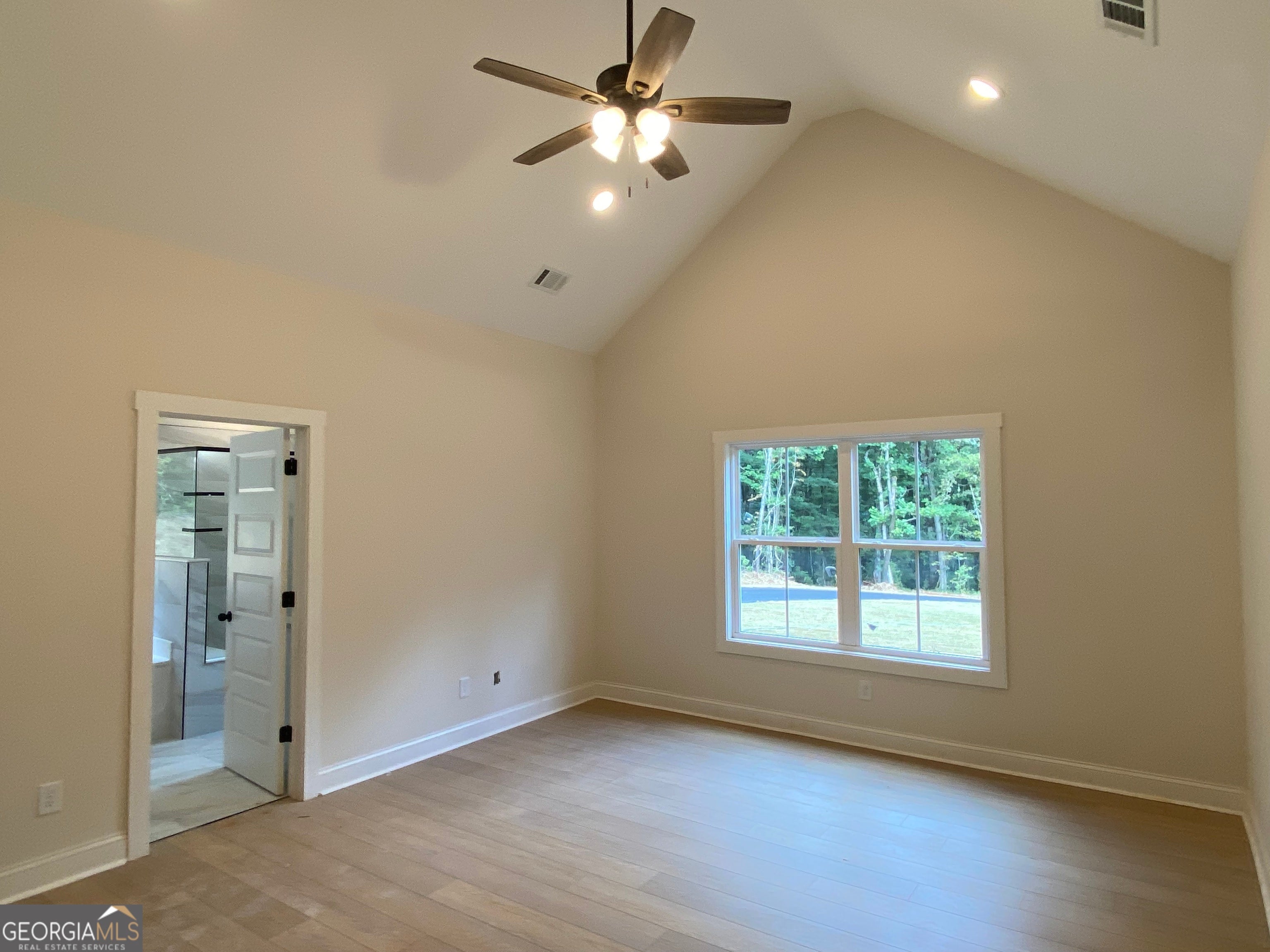 Forsyth, Georgia, 31029, United States, 4 Bedrooms Bedrooms, ,3 BathroomsBathrooms,Residential,For Sale,1922681