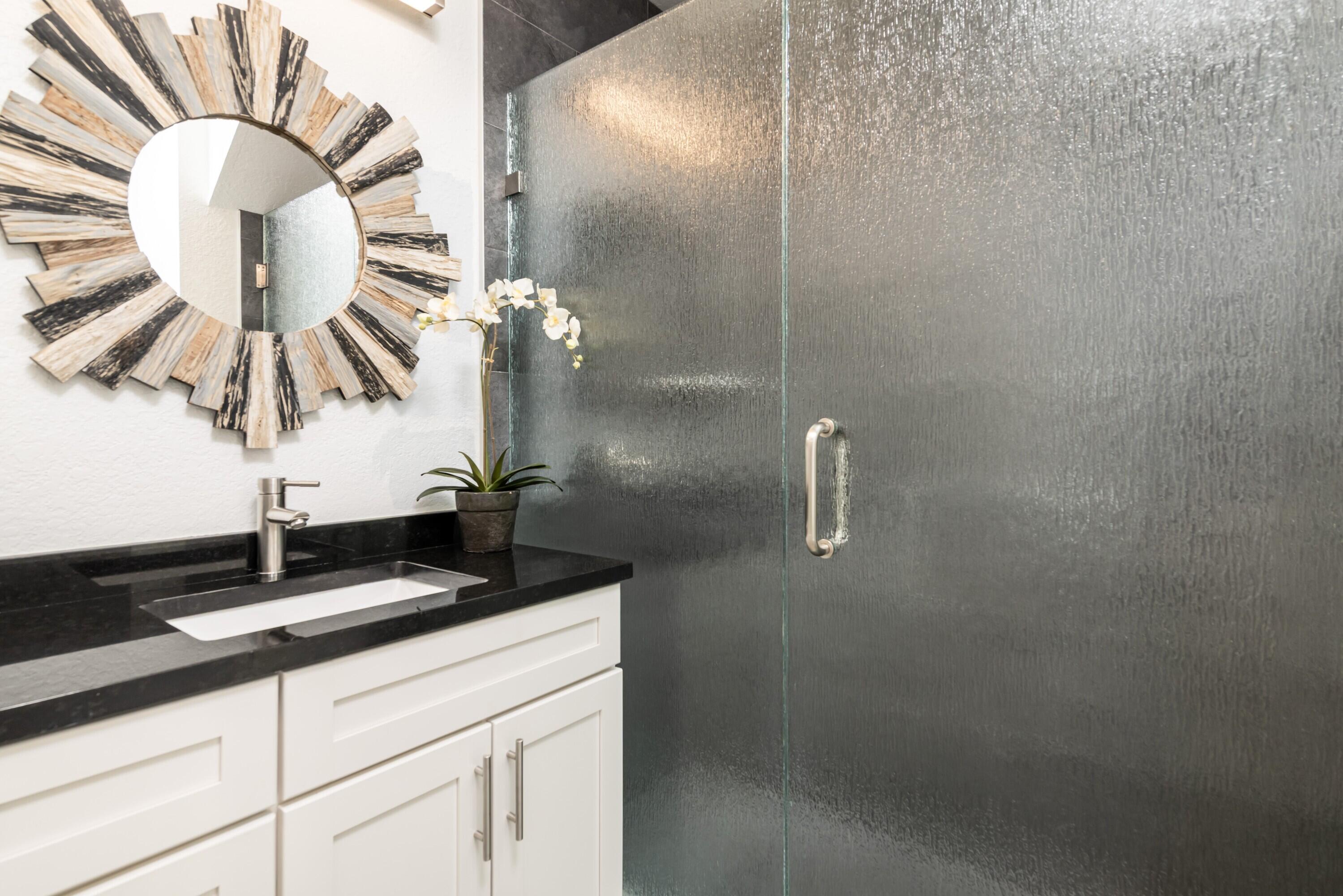 MARATHON, Florida, 33050, United States, 1 Bedroom Bedrooms, ,2 BathroomsBathrooms,Residential,For Sale,2001923