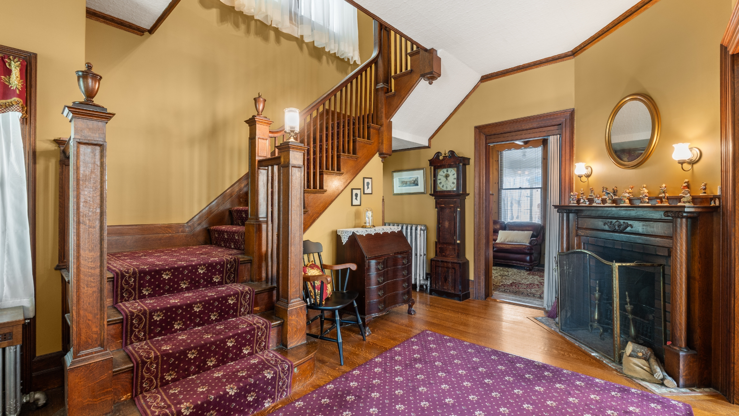  Charming In-Town Victorian with Large Carriage House - 物件實景