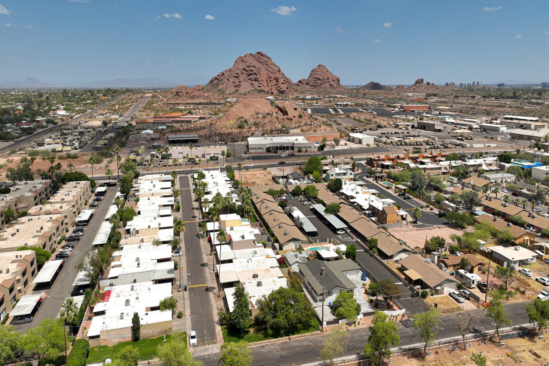  5114 E Monte Vista Road  Phoenix, AZ - 物件實景