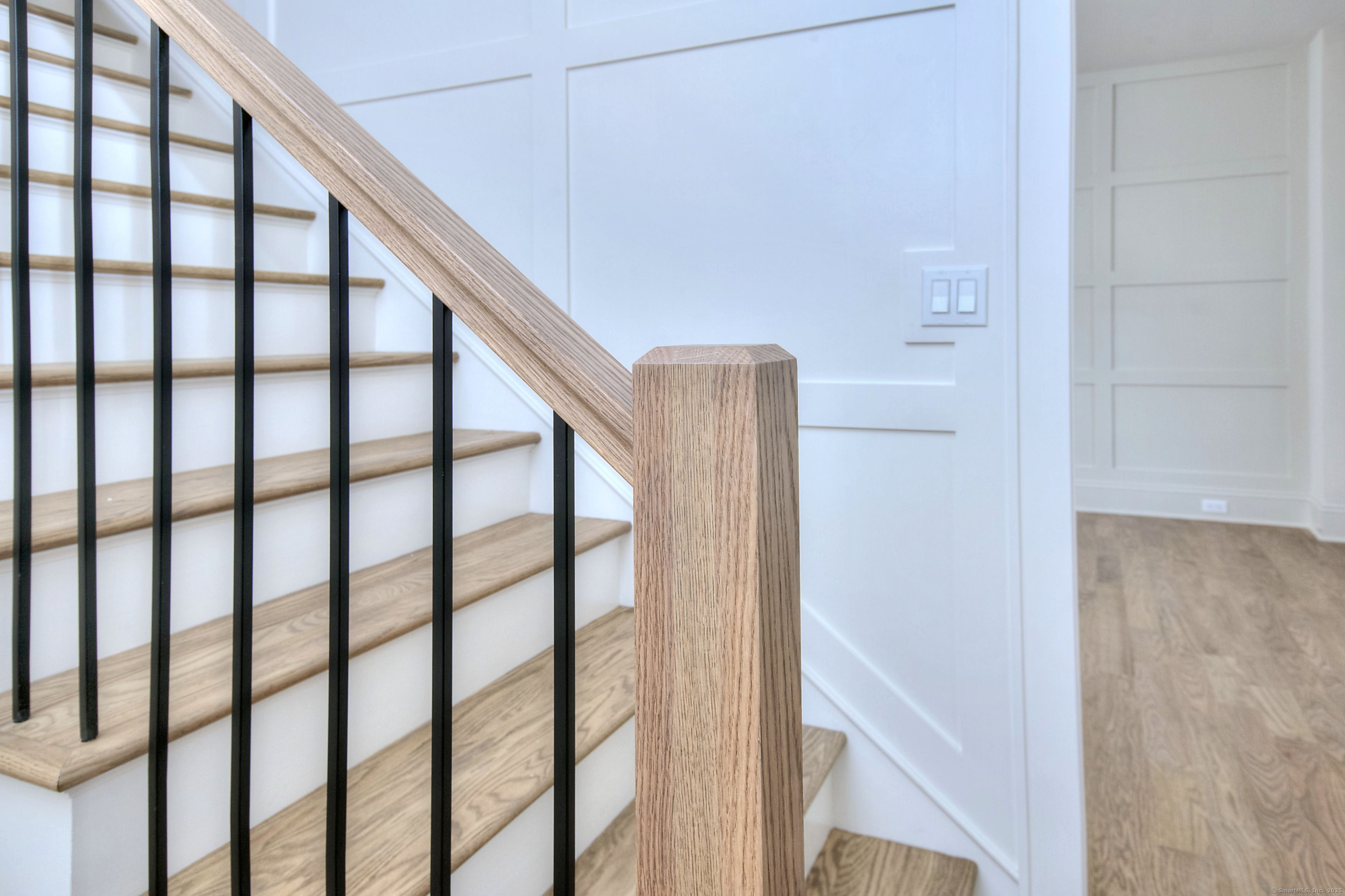 Fairfield, Connecticut, 06824, United States, 5 Bedrooms Bedrooms, ,5 BathroomsBathrooms,Residential,For Sale,1987495