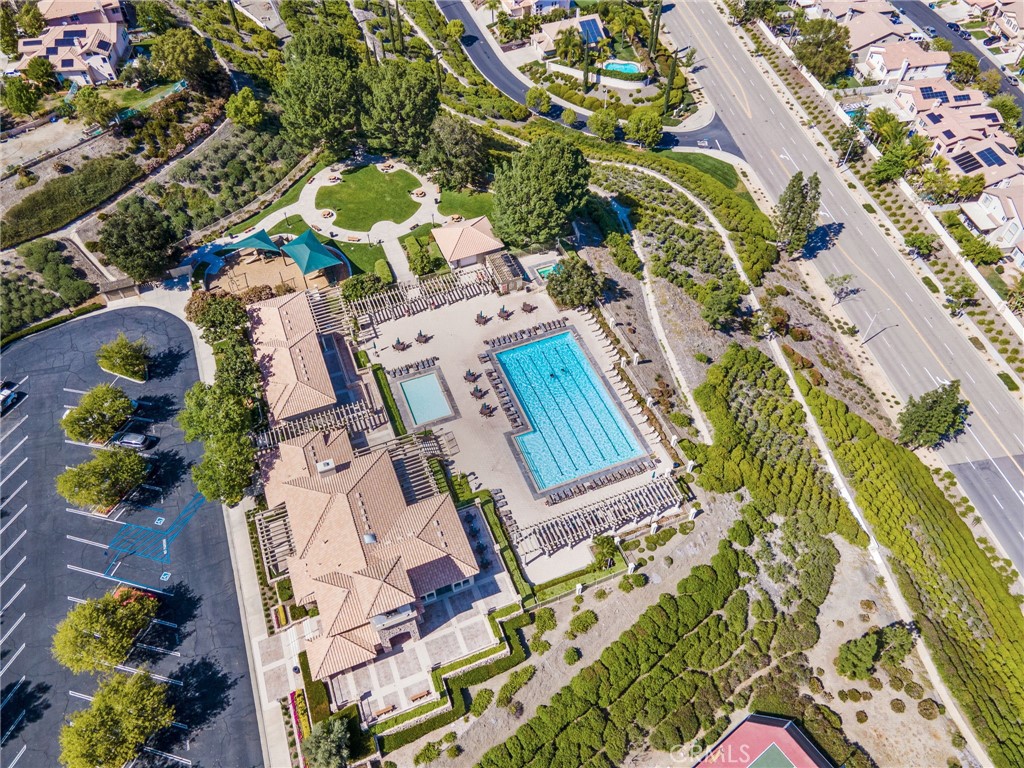 Lake Elsinore, California, 92532, United States, 4 Bedrooms Bedrooms, ,3 BathroomsBathrooms,Residential,For Sale,2048913