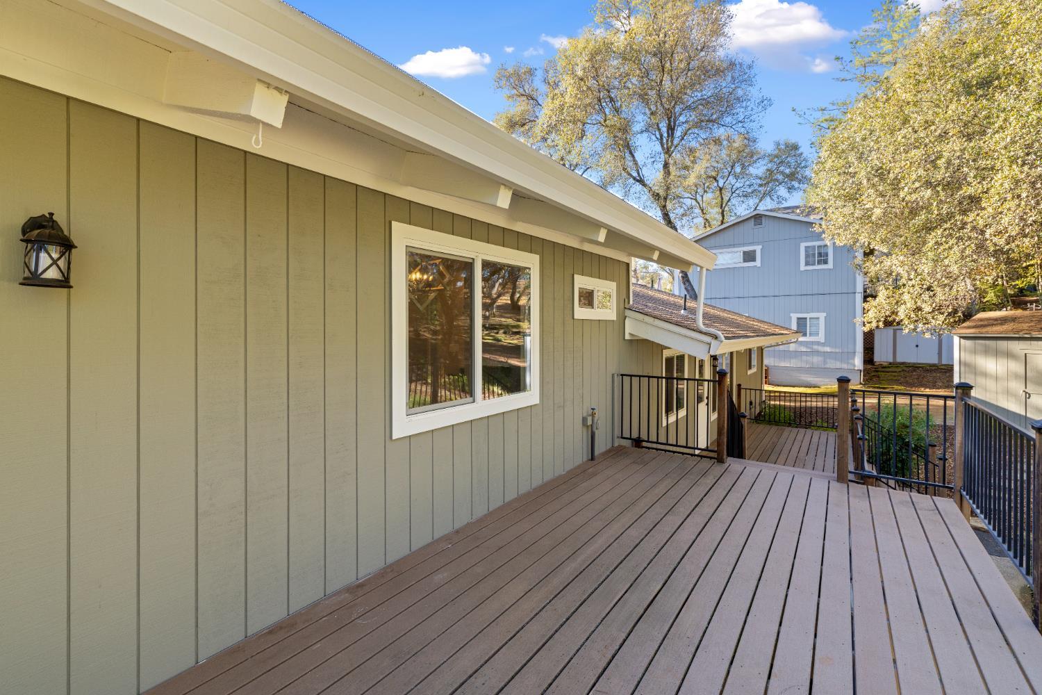 Auburn, California, 95602, United States, 3 Bedrooms Bedrooms, ,2 BathroomsBathrooms,Residential,For Sale,2005903